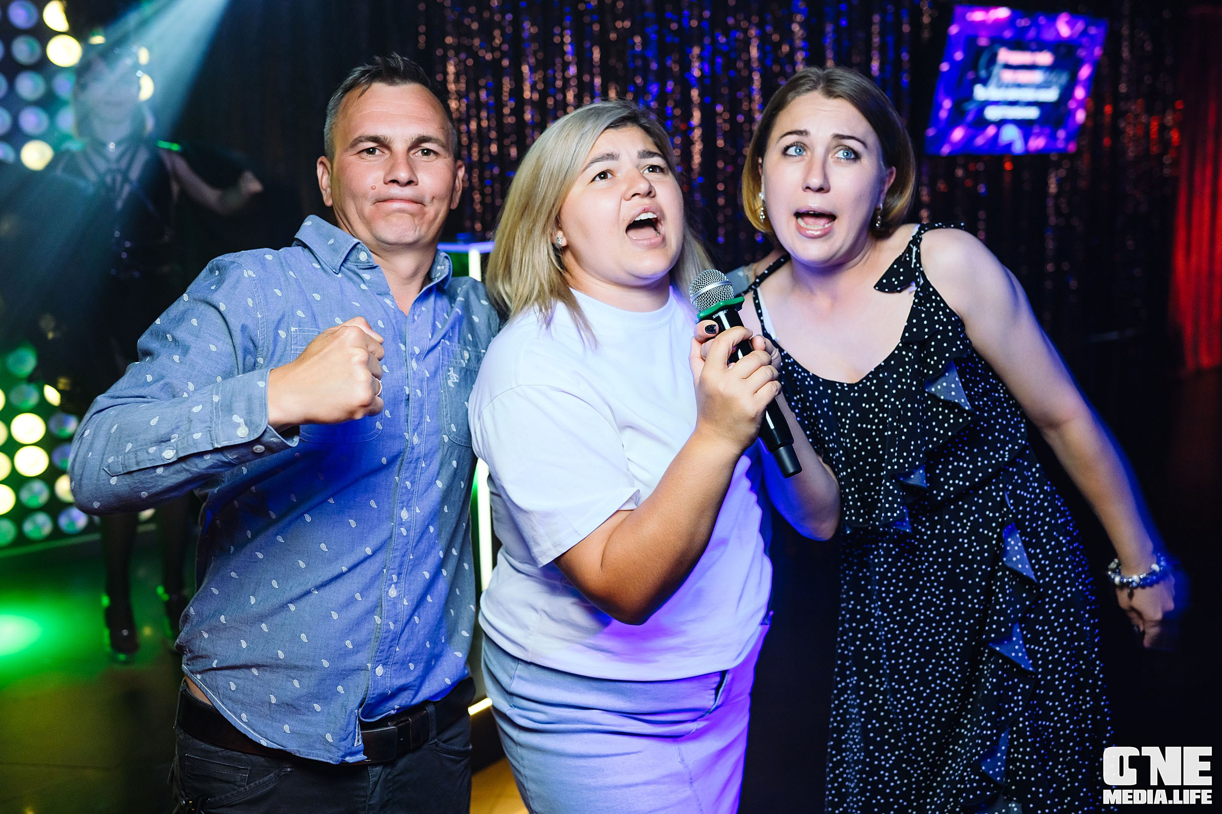 Фоторепортаж из караоке-клуба Эйфория. One Media Life: фоторепортажи, фотоотчеты с мероприятий и заведений