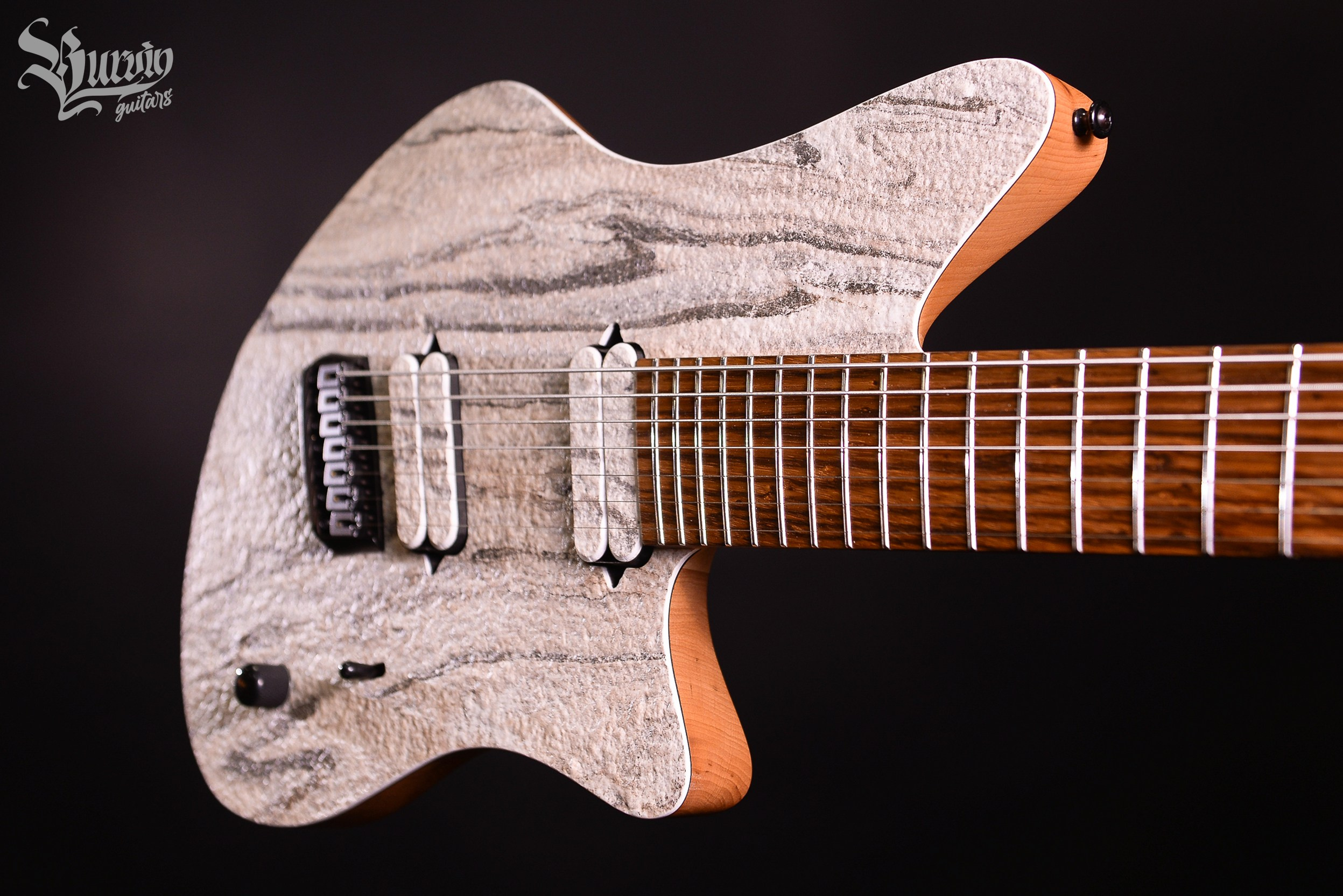 042 YAGA. Master of making guitars and basses to order