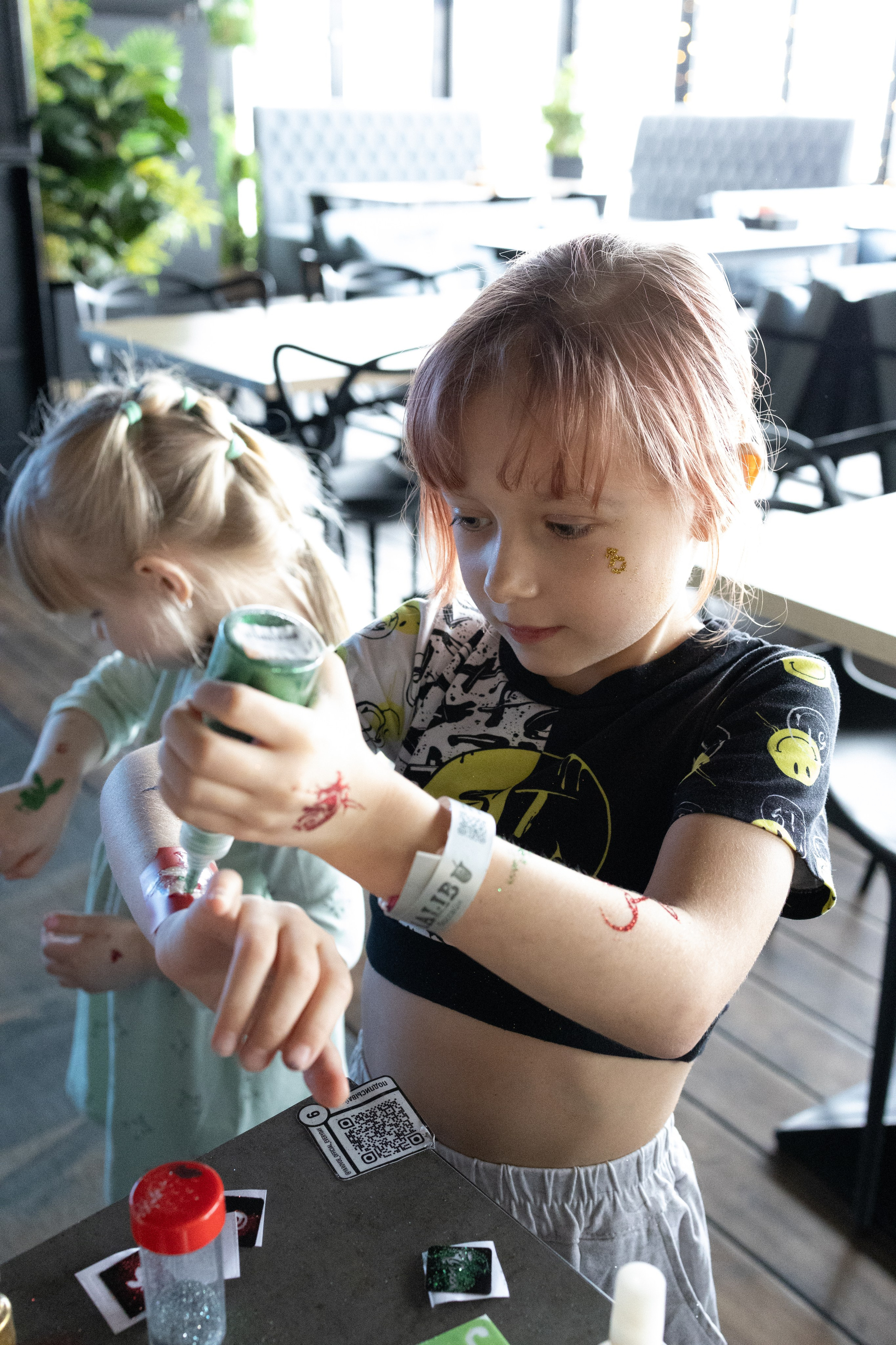 Блеск тату в Лофте. Семейный и детский фотограф в Славгороде Анастасия Винс