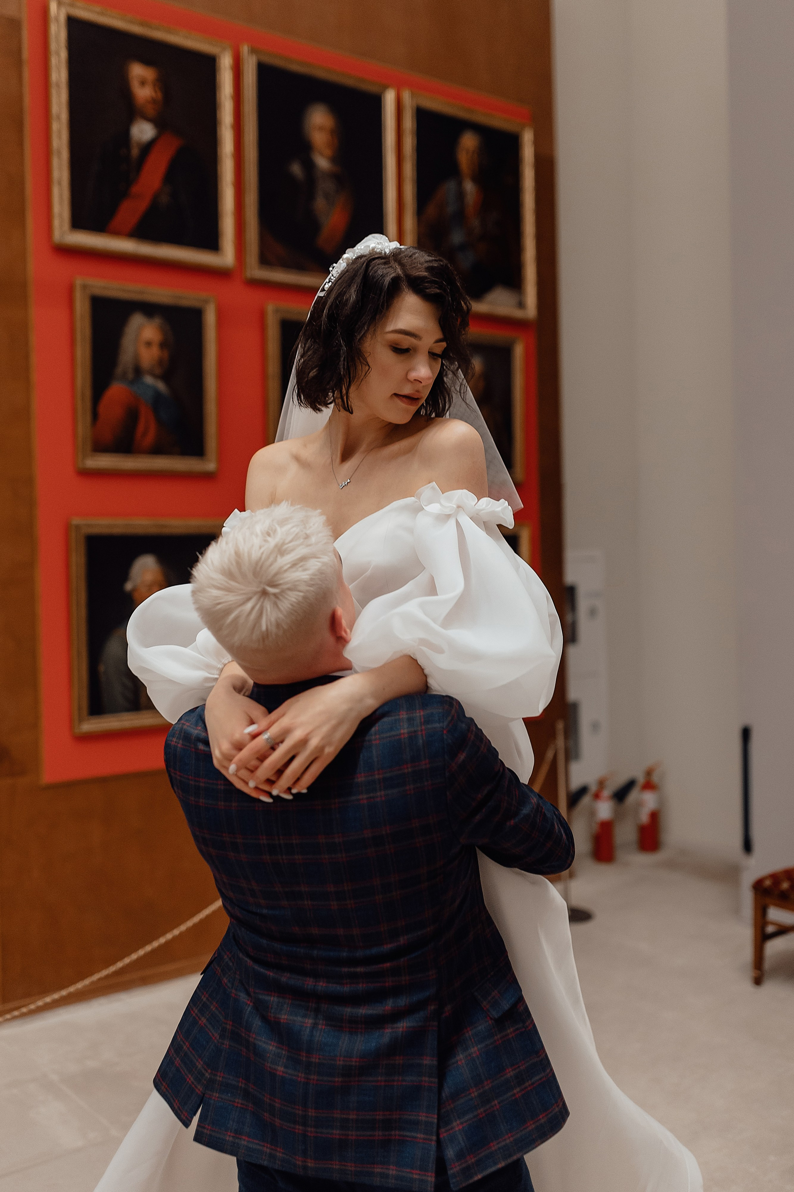 Свадебная фотосессия в портретной галерее усадьбы Кусково