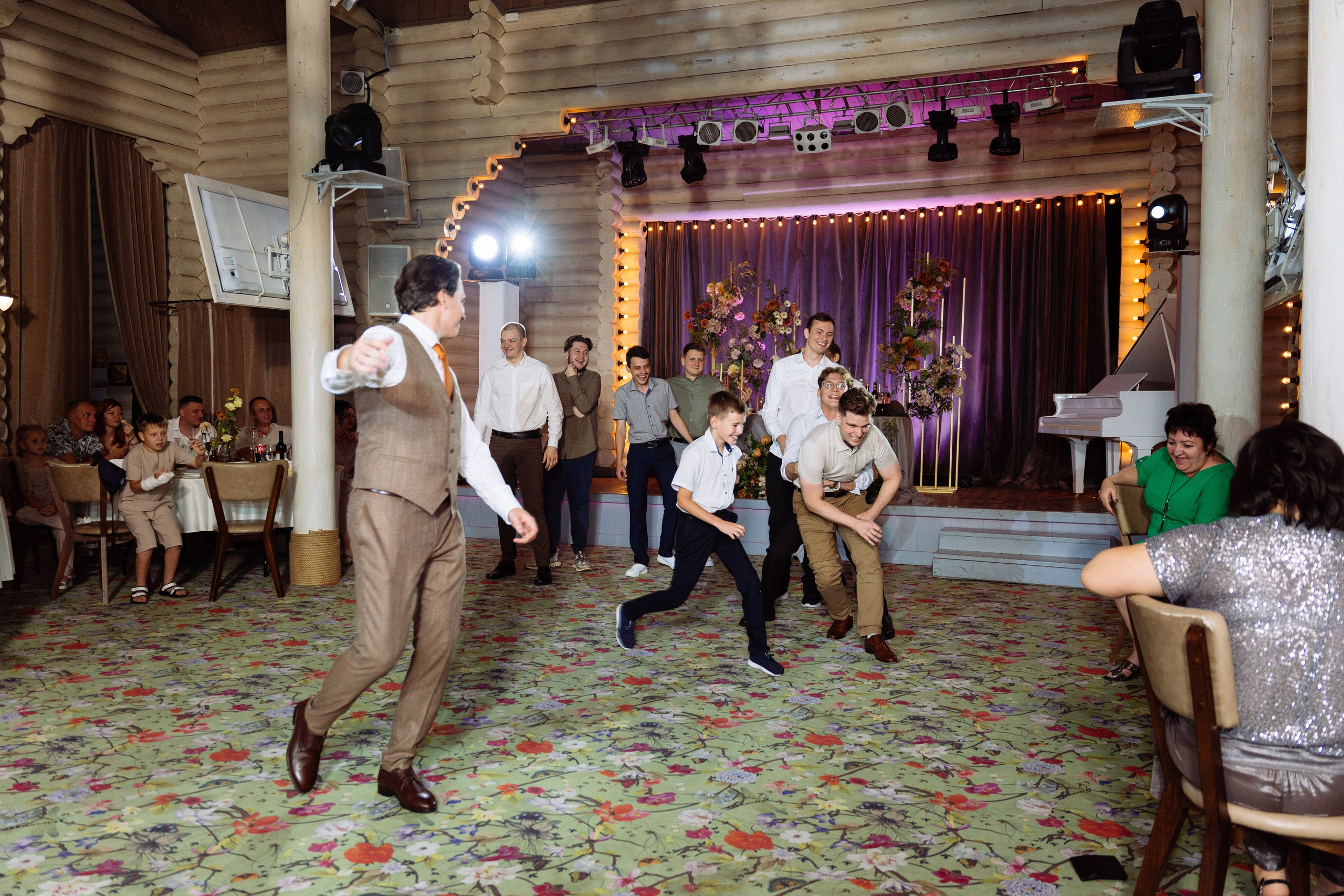 Свадьба Олега и Виктории в клубе «Ближняя дача»