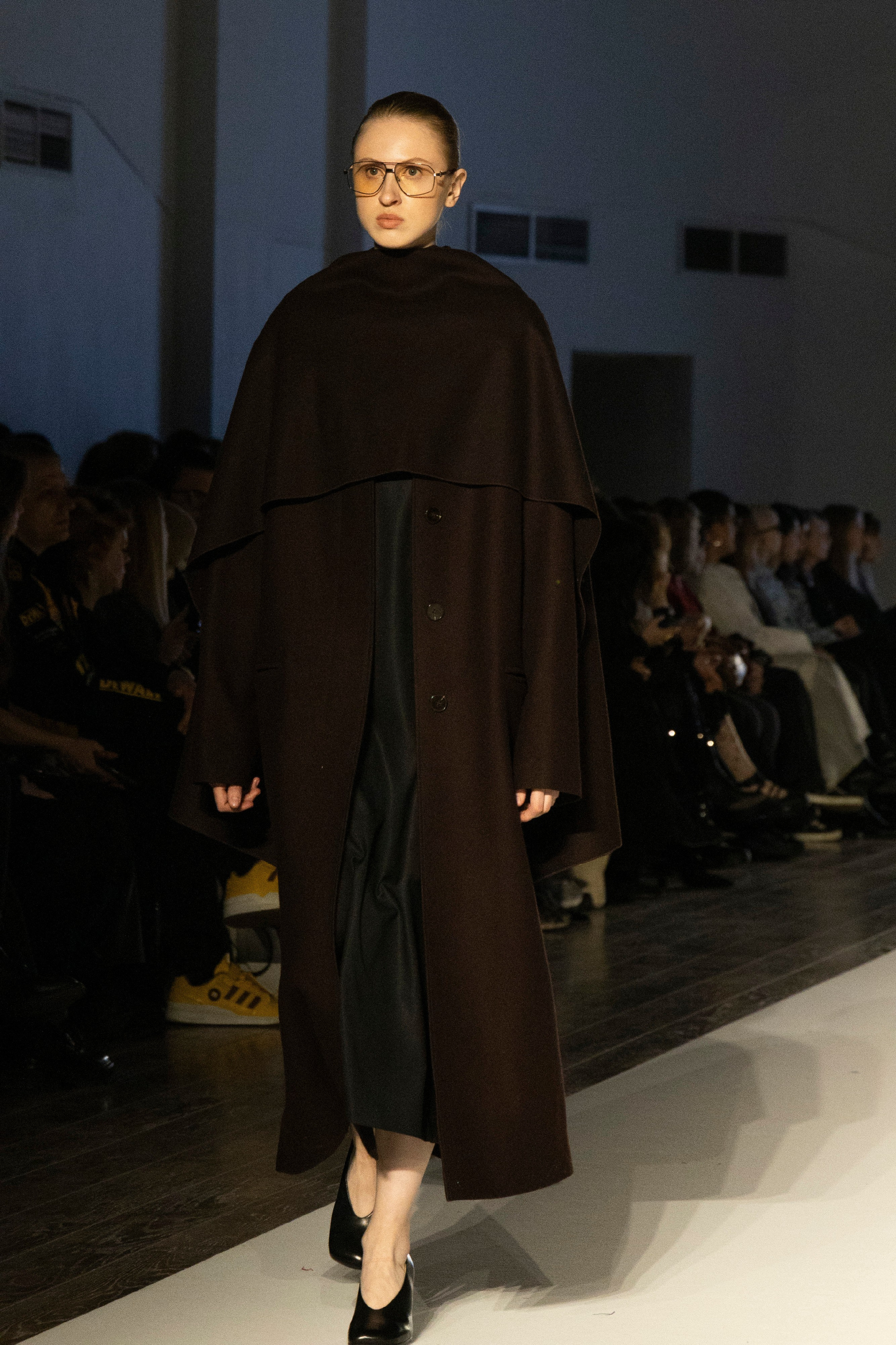 ДЛТ Собака.ru показ победителей конкурса «Новые имена в моде 2025». FOTOFAQ SKOOL г. Санкт-Петербург: очные, дистанционные и онлайн курсы фотографии