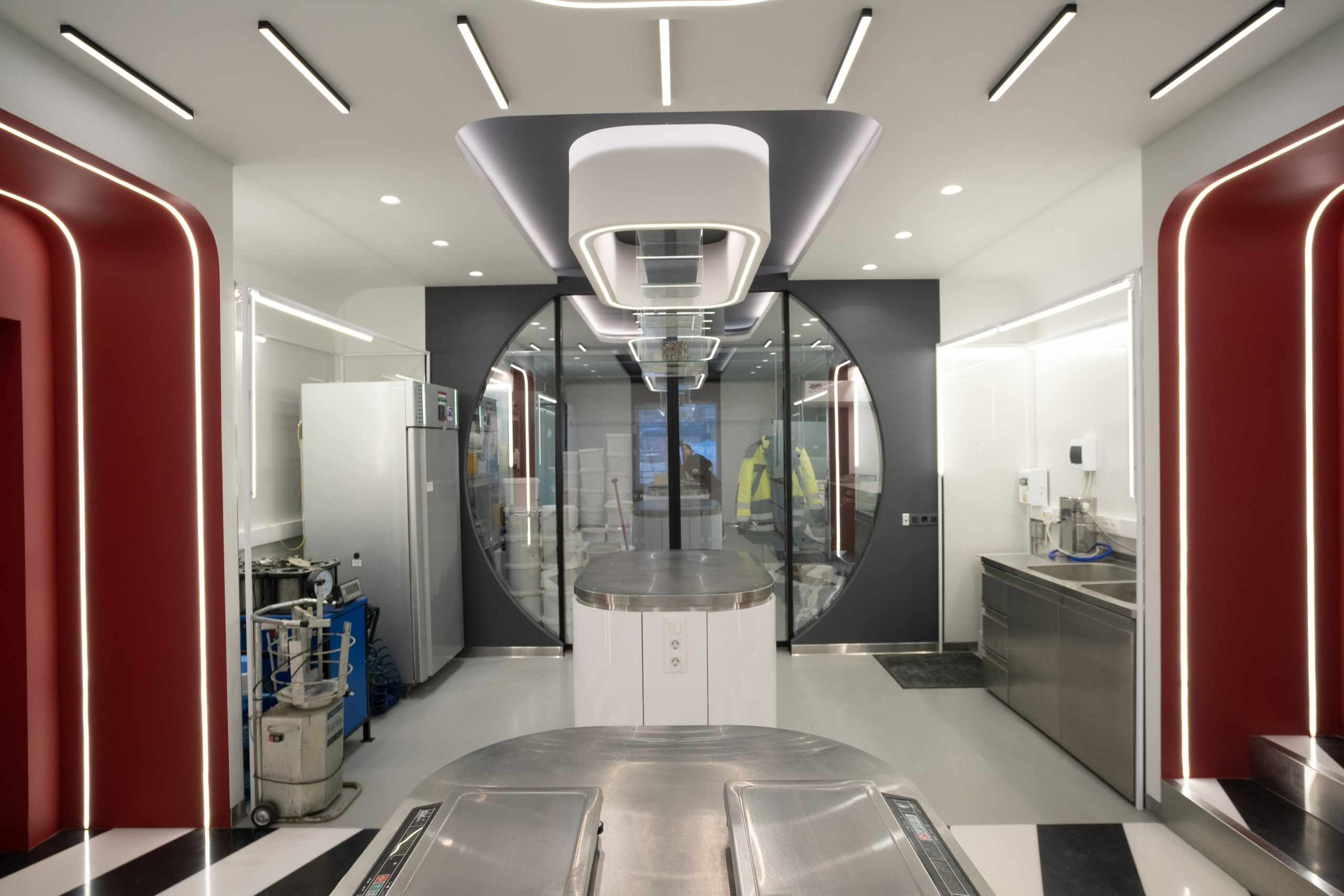 Реализованный проект Лаборатории Бетонов. Дизайнер интерьера вашего дома мечты