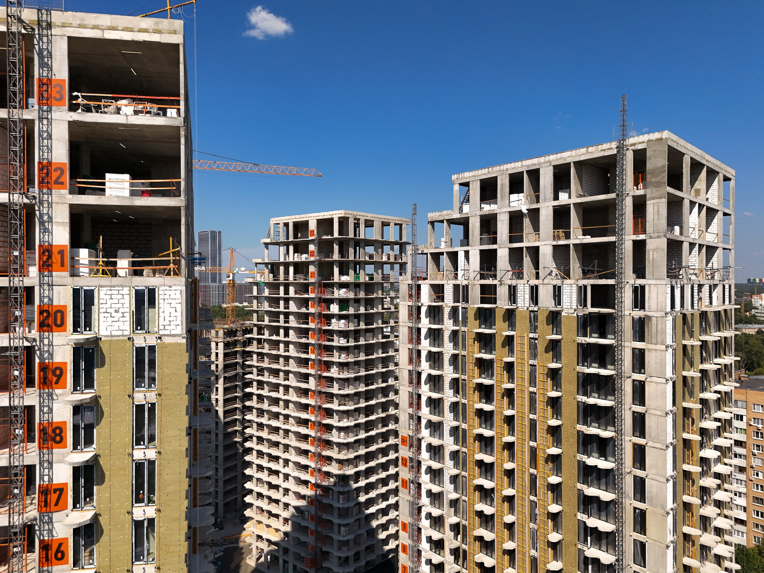 Архитектура и недвижимость. Ход строительства. Съемка с дрона. Профессиональное решение для частных лиц и бизнеса