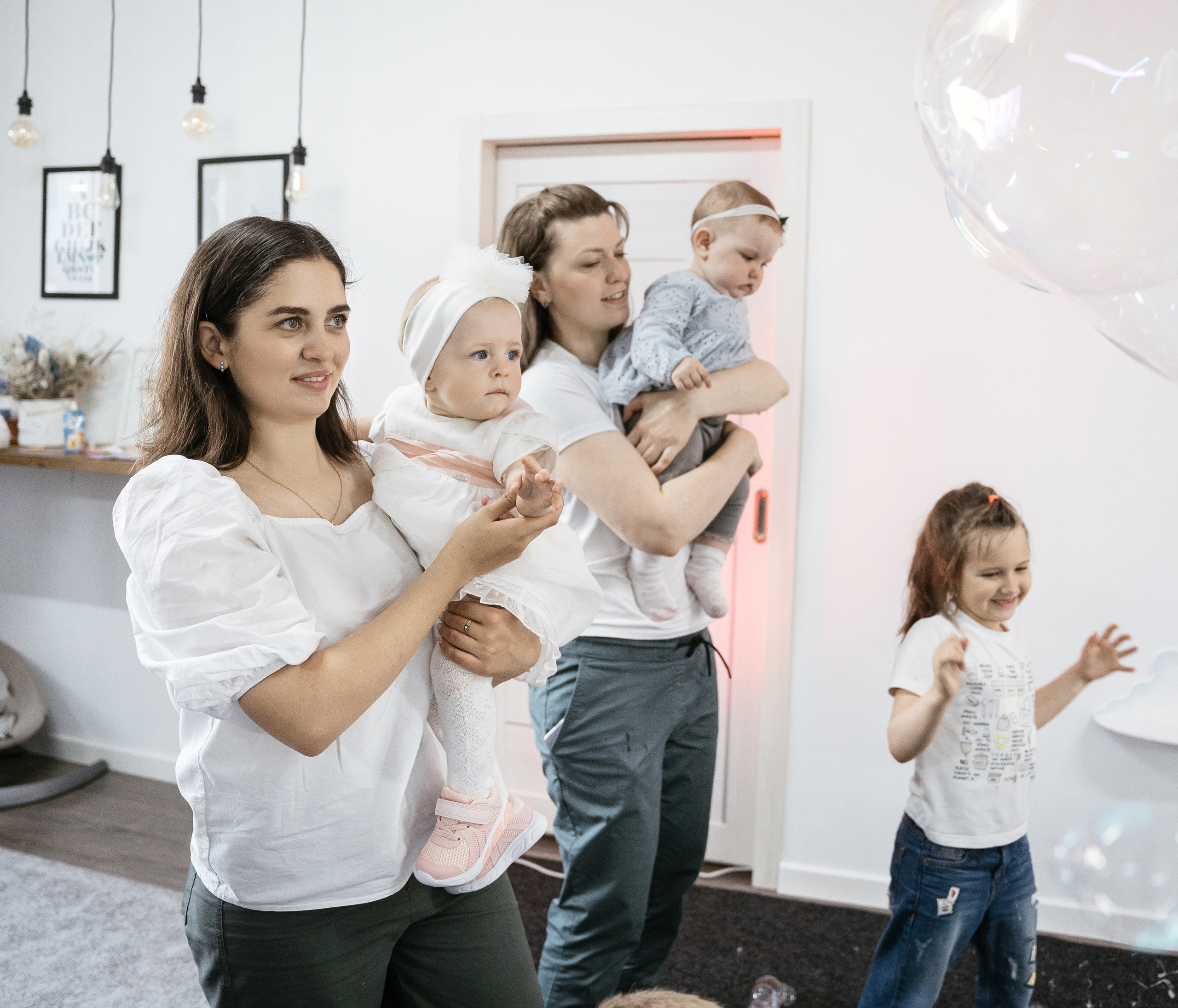 Анюте и Танюше 1 годик. Фотограф Томск, Новосибирск Влад Свириденко