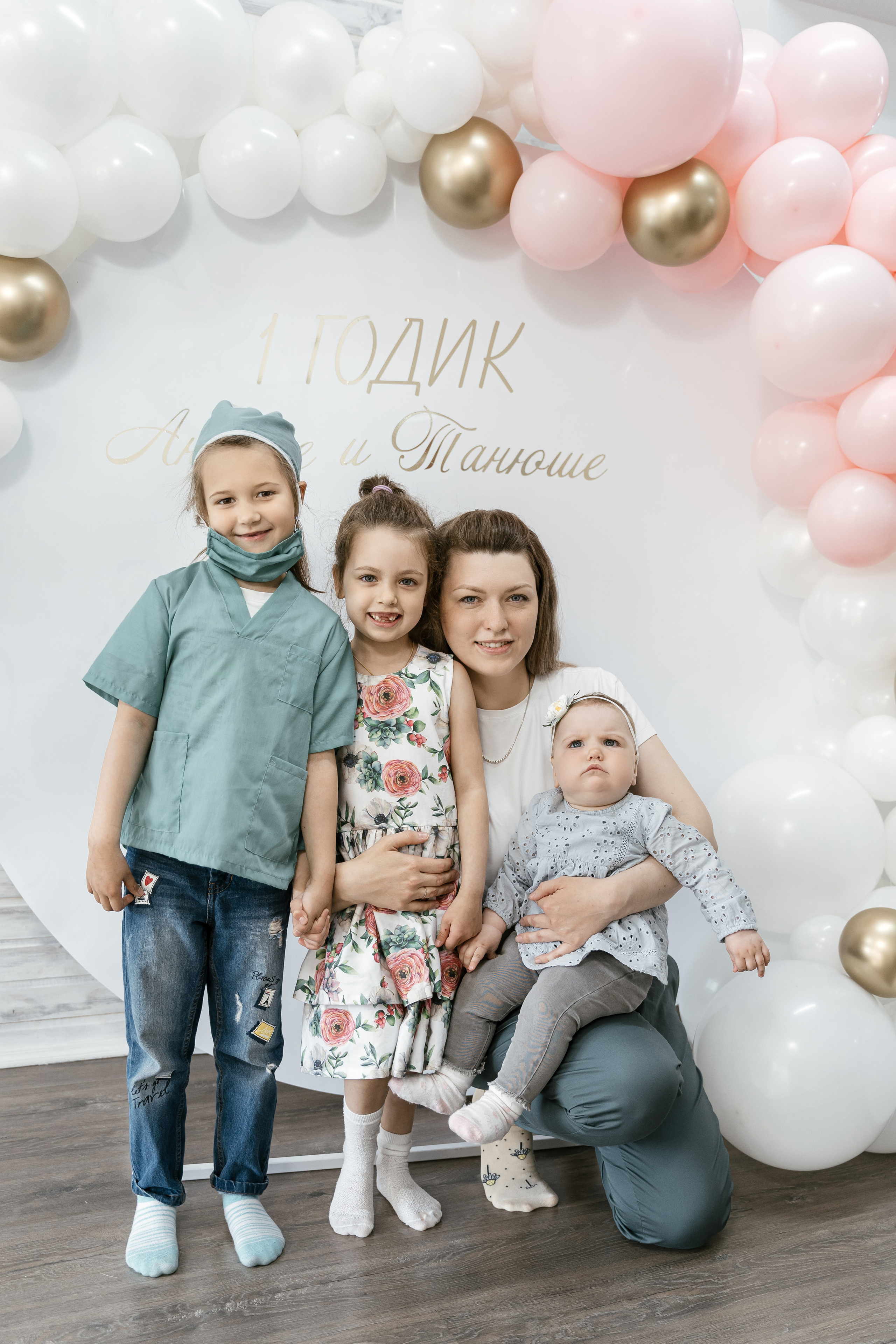 Анюте и Танюше 1 годик. Фотограф Томск, Новосибирск Влад Свириденко