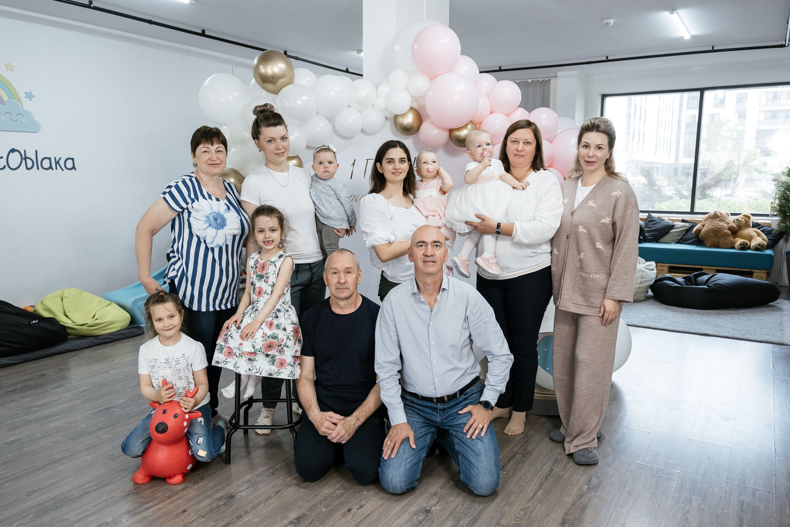 Анюте и Танюше 1 годик. Фотограф Томск, Новосибирск Влад Свириденко