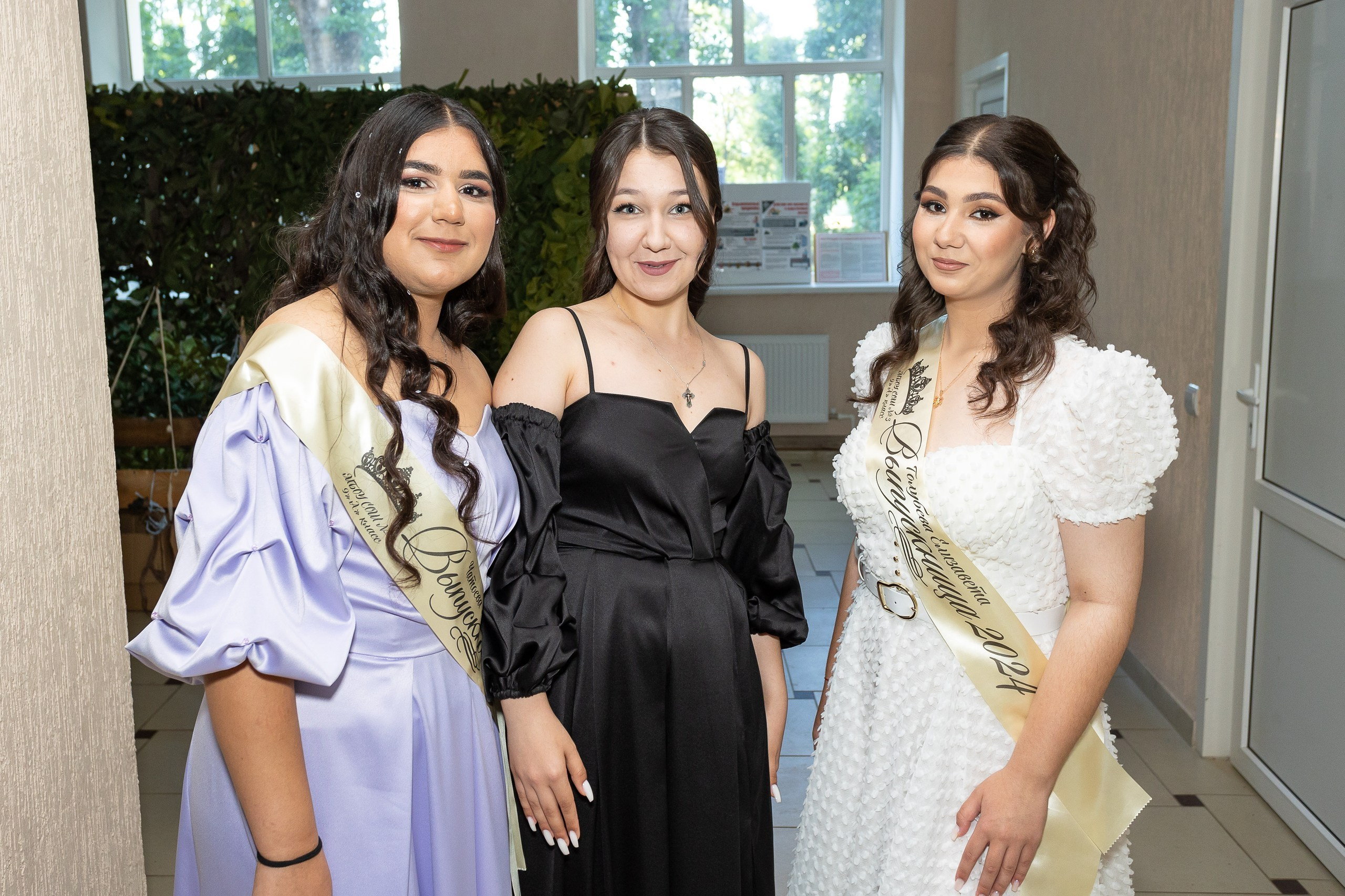 Вручение аттестата 2024 г. Выпускные альбомы Майкоп, Краснодар Елена Золотарева