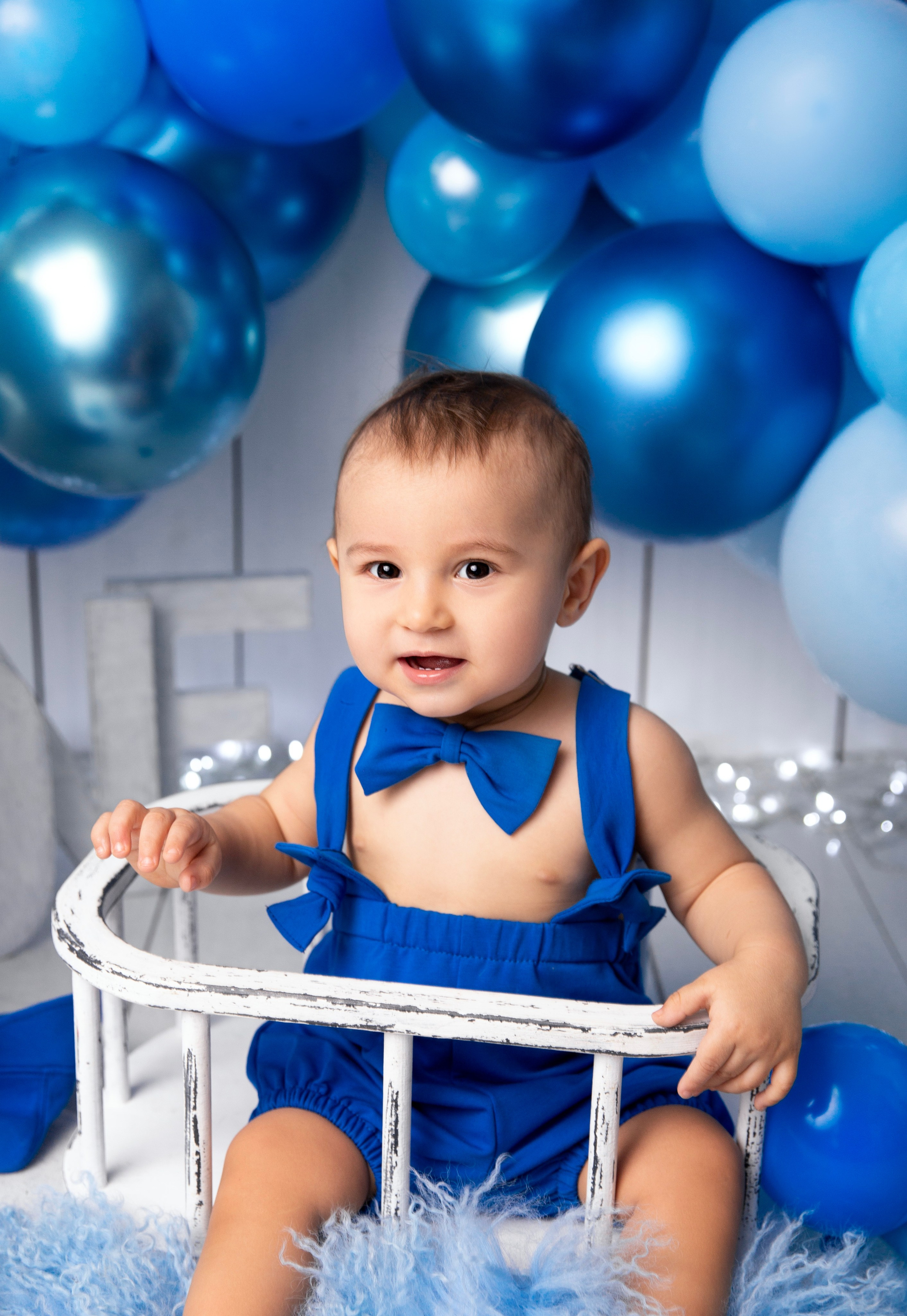 Фотосессия ГОДОВАСИЕ. Фотограф новорожденных, детей до года и беременных в Симферополе