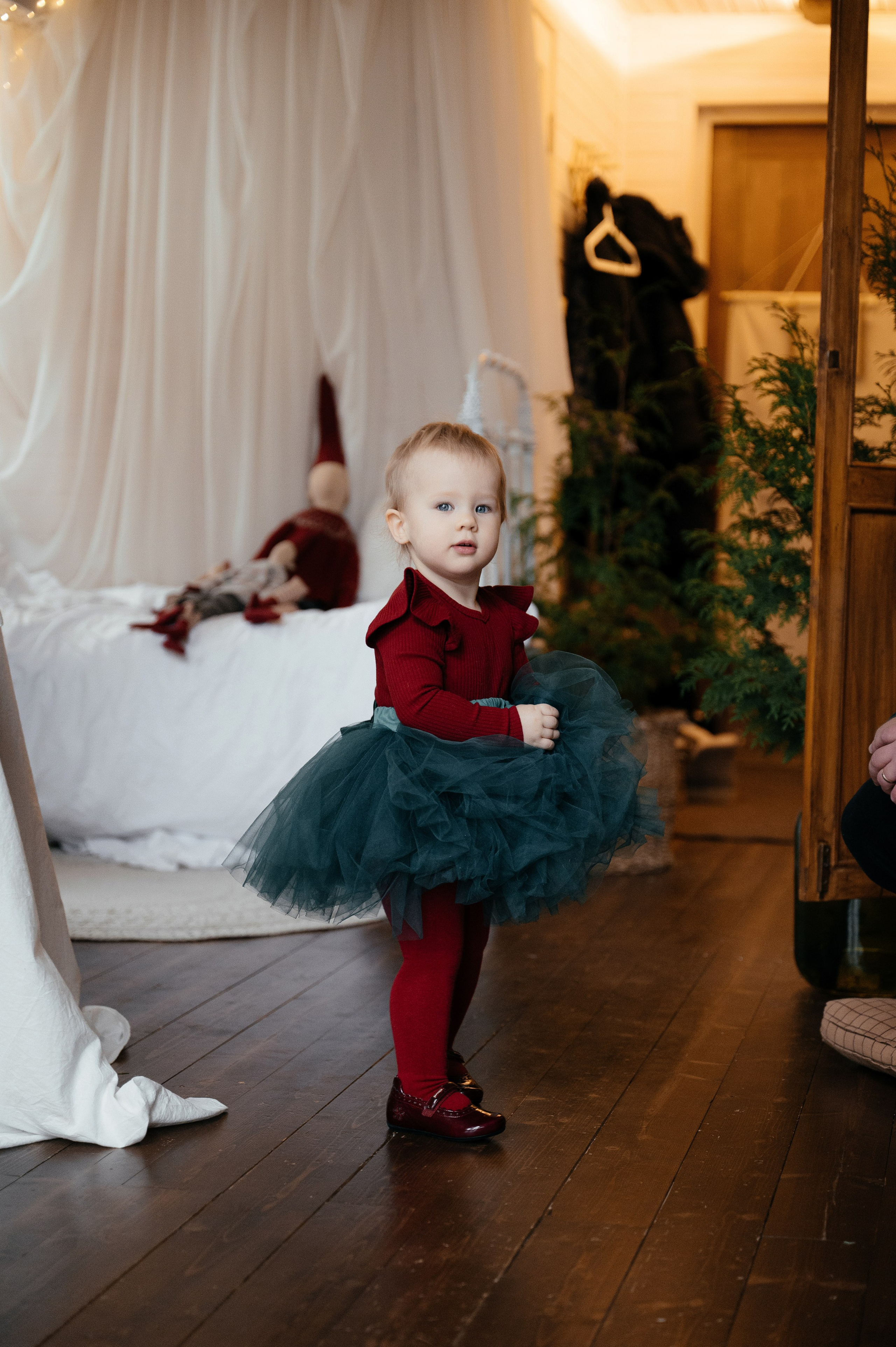 Семейная фотосессия в Домике Элли на новый год. Свадебный и семейный фотограф Виктория Носачёва. Щелково, Москва и МО