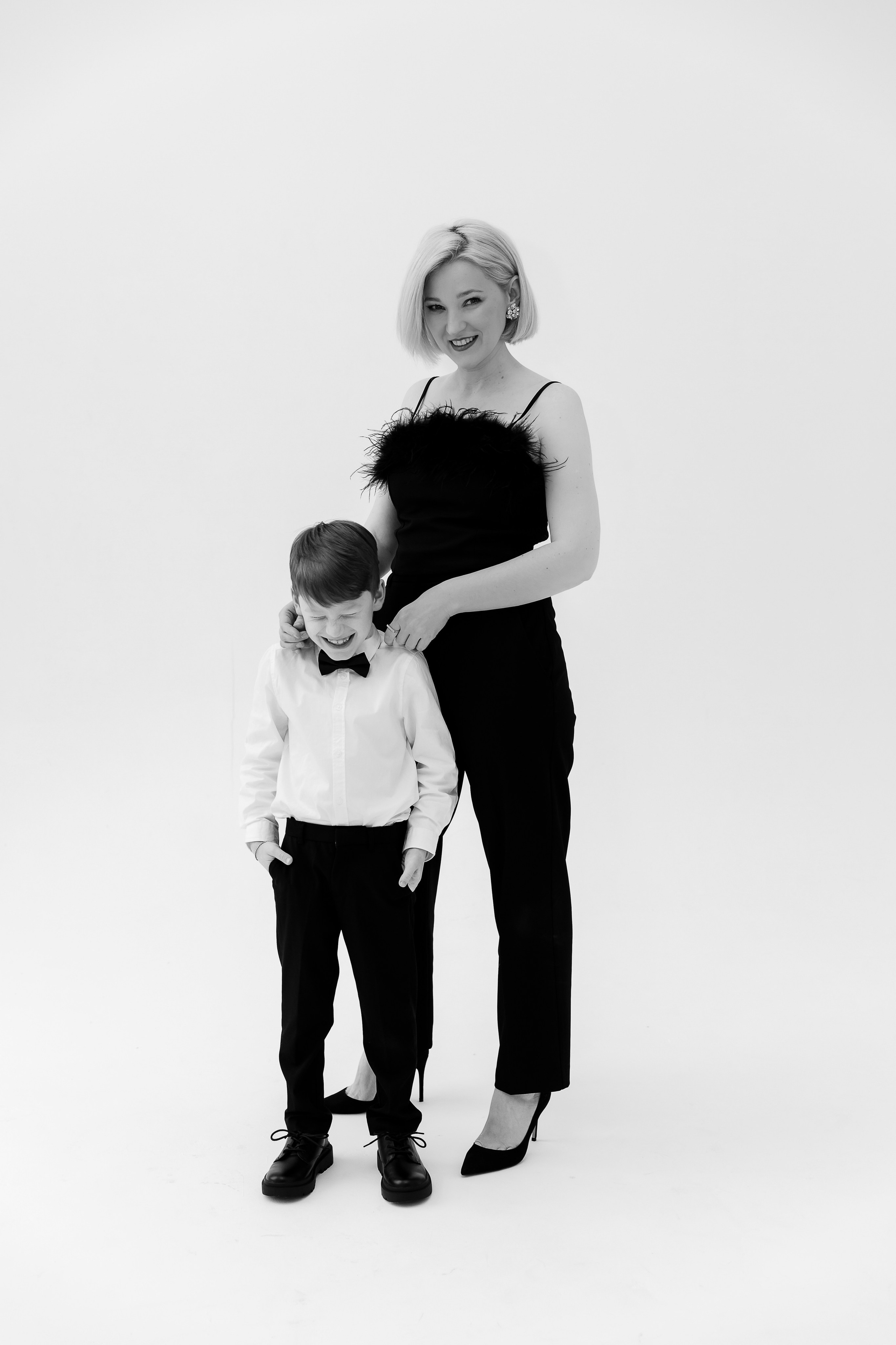 Фотосессия мамы и сына в студии. Портретный и семейный фотограф Юлия Герман