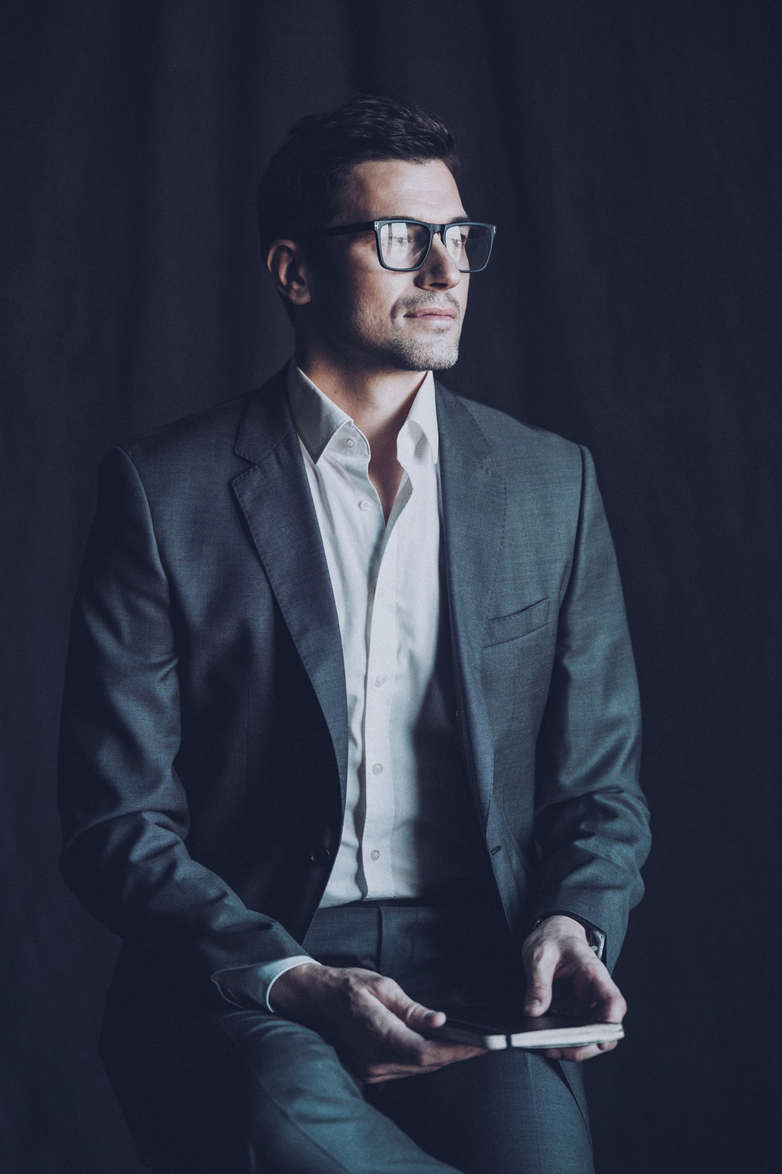 Фотограф Михаил Гуляев. Фотосессия в Новосибирске. Фотосессия в студии.