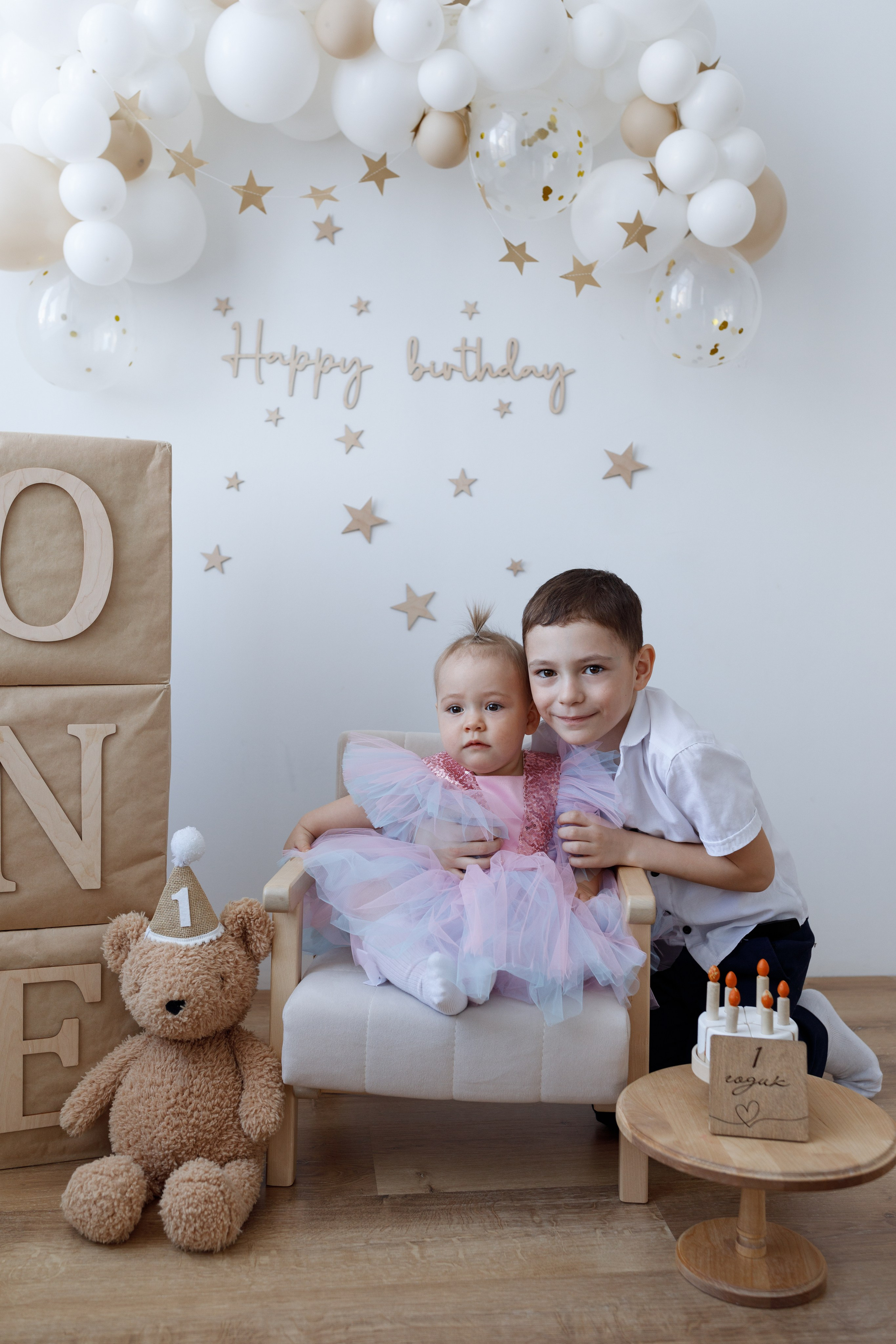 Алисе 1 годик. Фотограф на годик Хабаровск Детский и семейный фотограф в Хабаровске Юлия Матвиенко