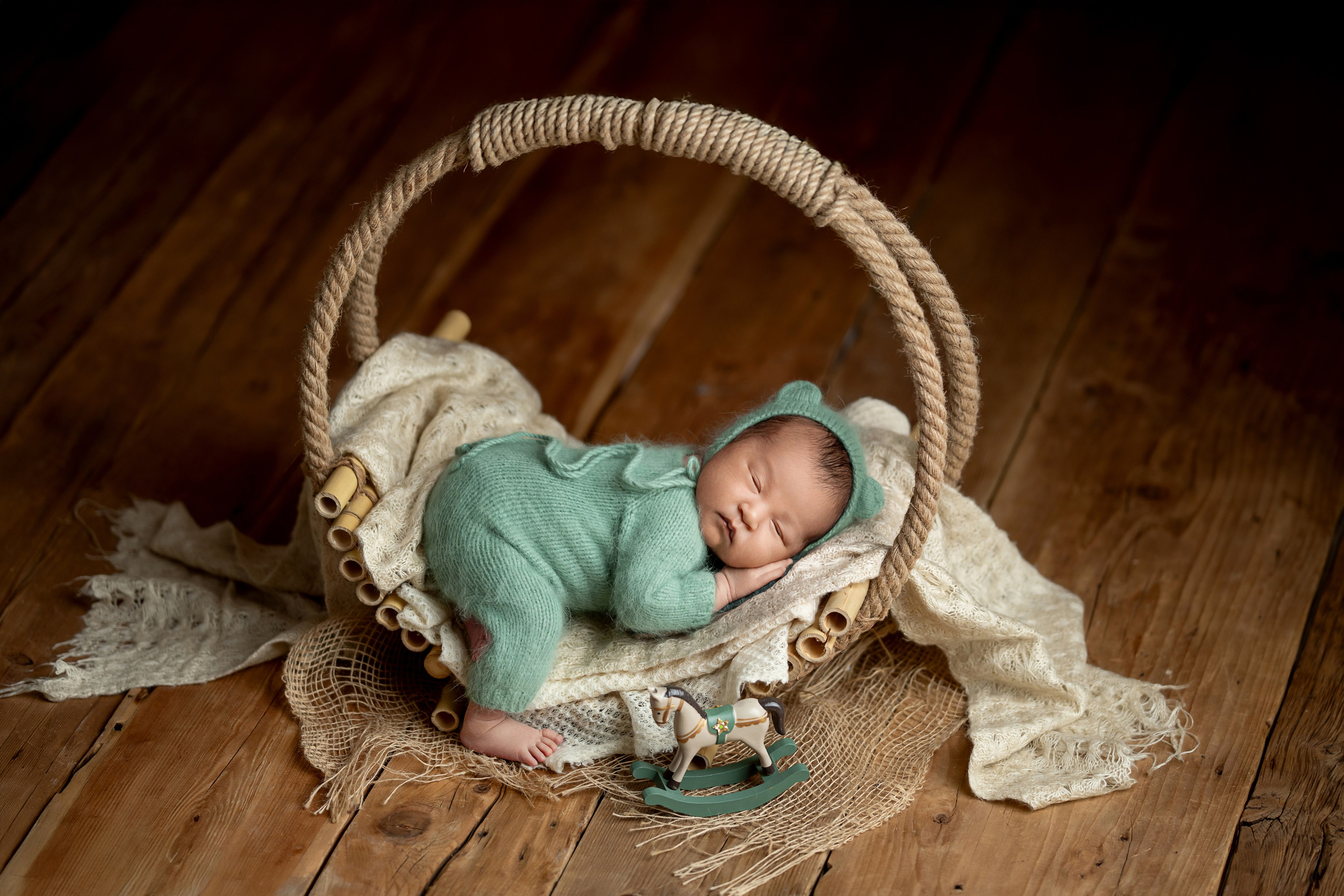 NEWBORN. Творческая команда Ульяшевы, свадебная и семейная фотография. Кахахста