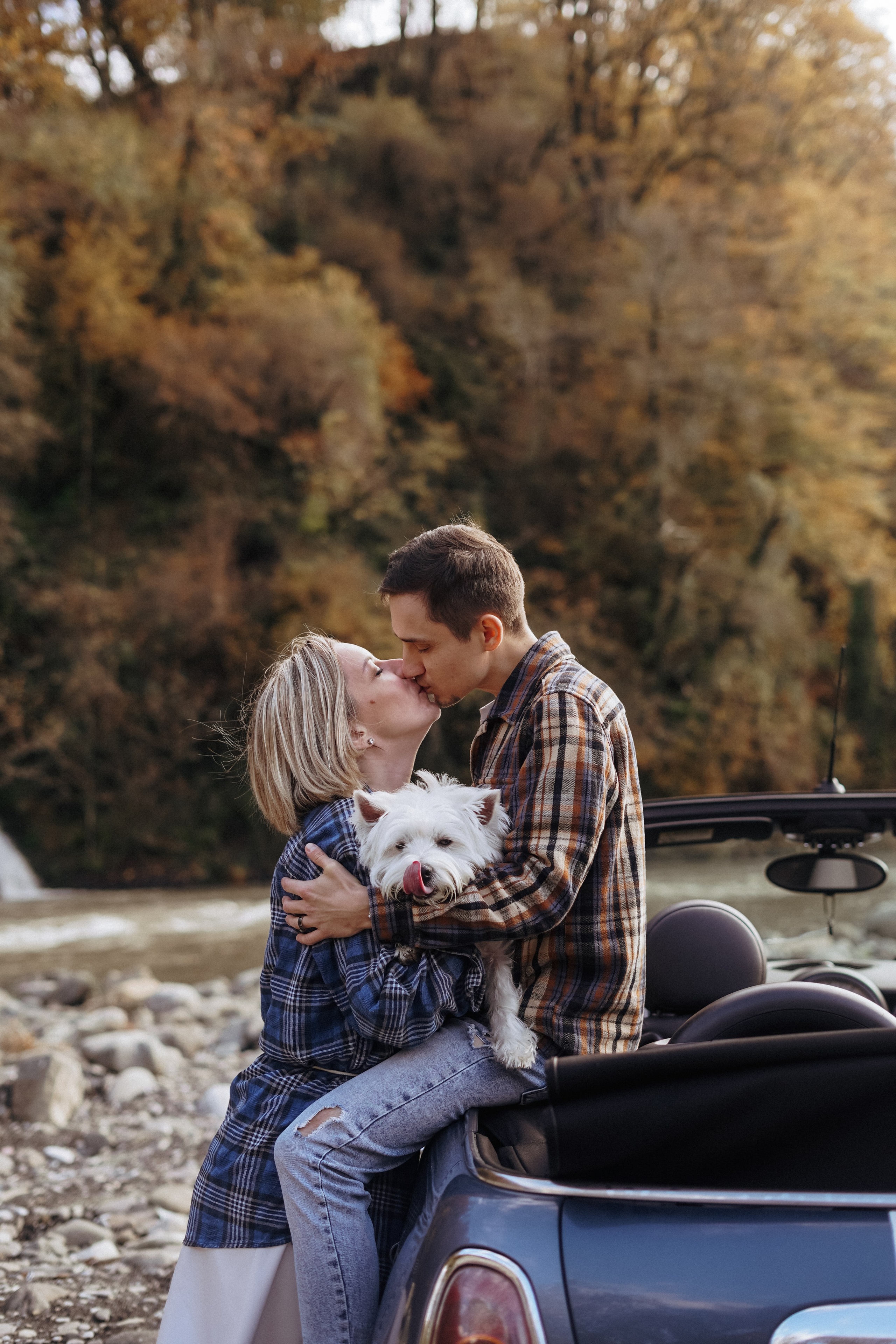 Миша, Лена, Лакки и мини-купер. Фотограф в Сочи и Абхазии | Фототуры | September Air