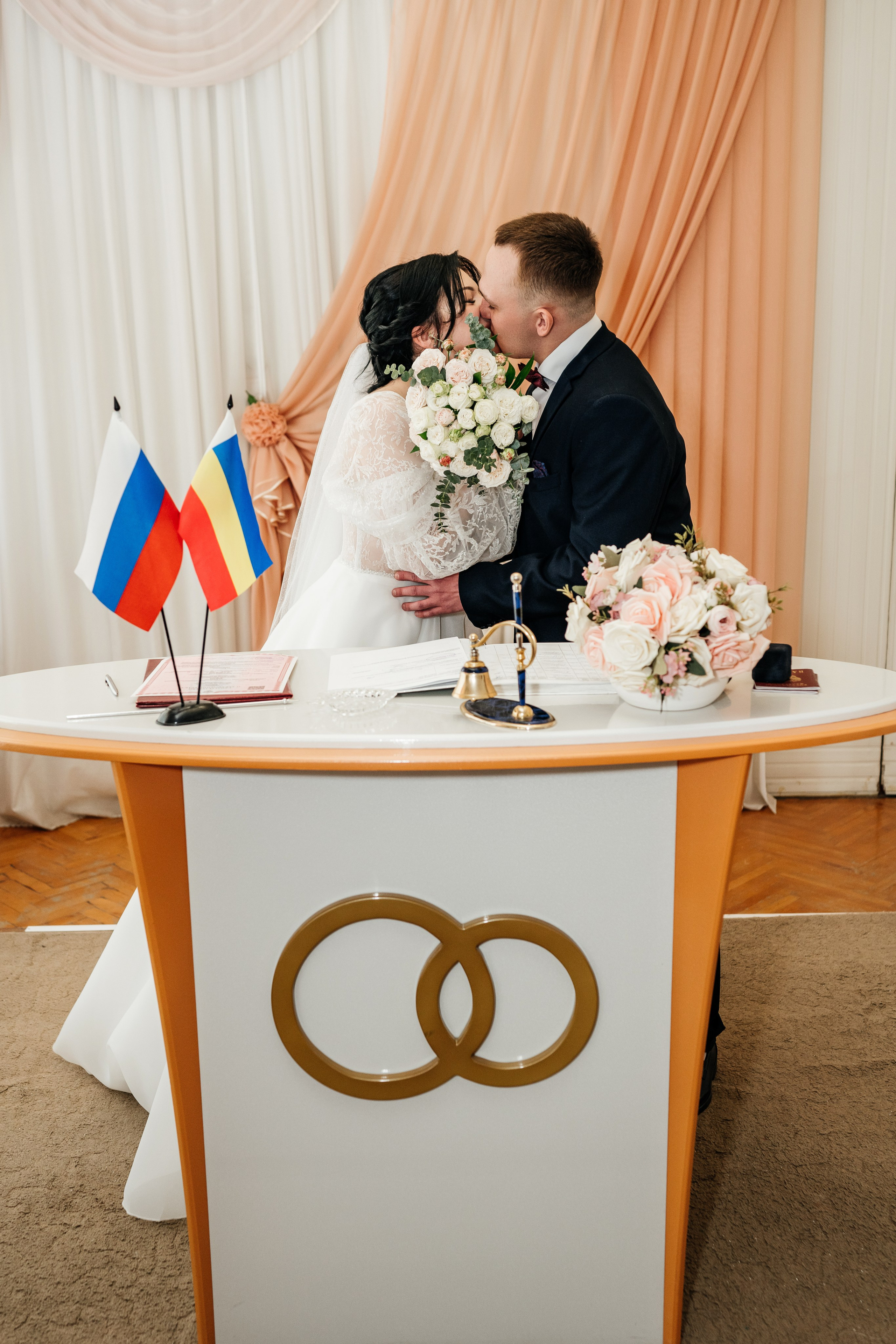 Вика и Артём. 24.04.2025. Фотограф в Каменске-Шахтинском Ольга Сагал