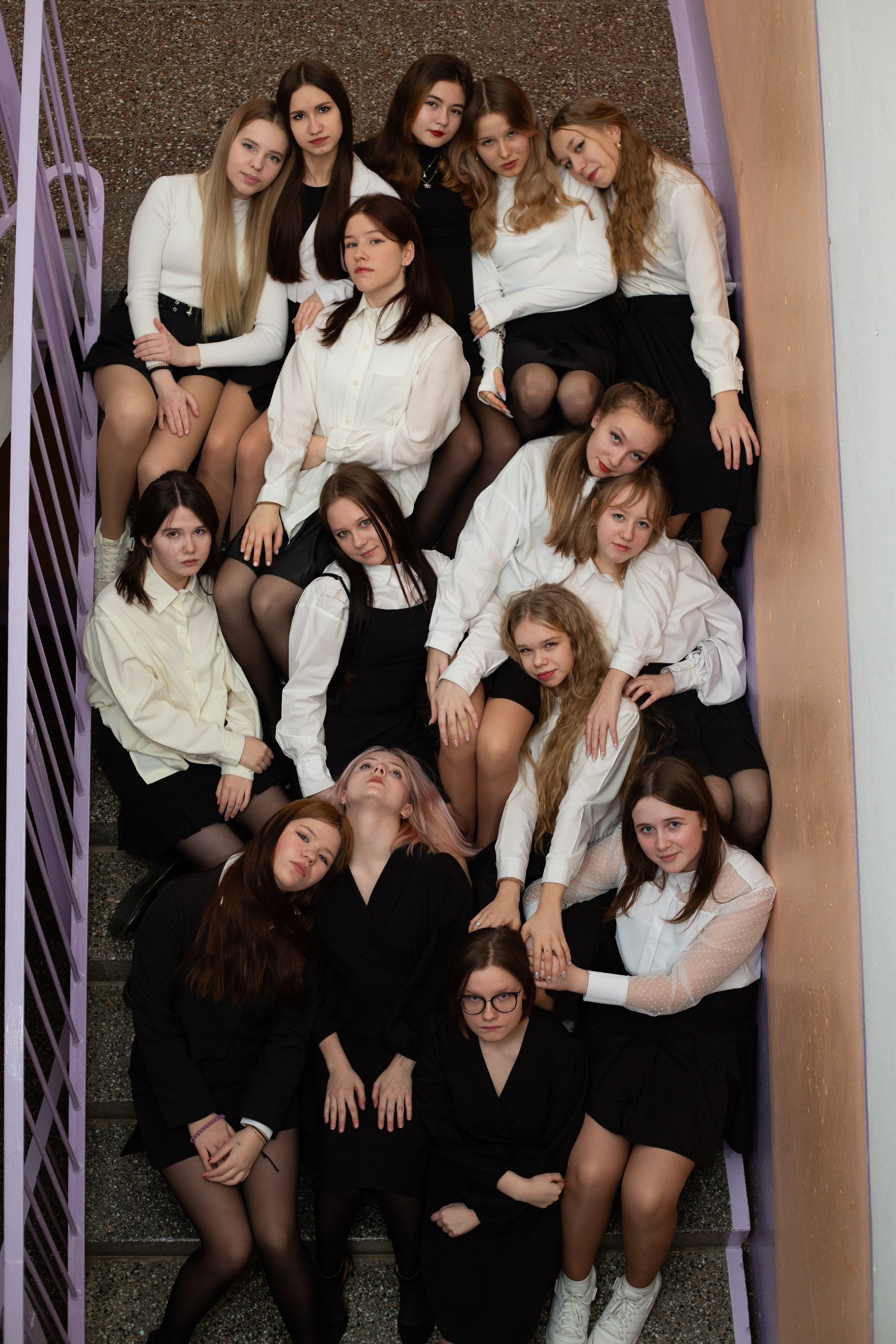 Выпускные альбомы для старших классов. Фотограф в Пермском крае Матвей Раттер