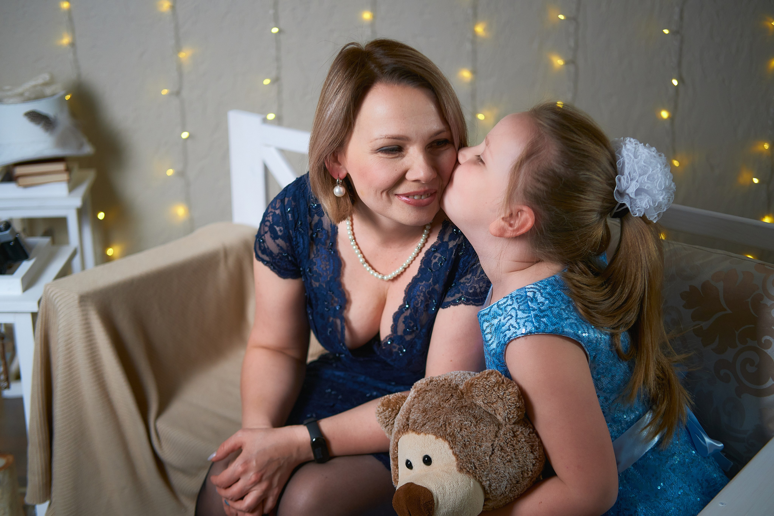 Наталья с дочками_Новогодняя съёмка. Семейный и женский фотограф в Новомосковске и Узловой Михеева Татьяна