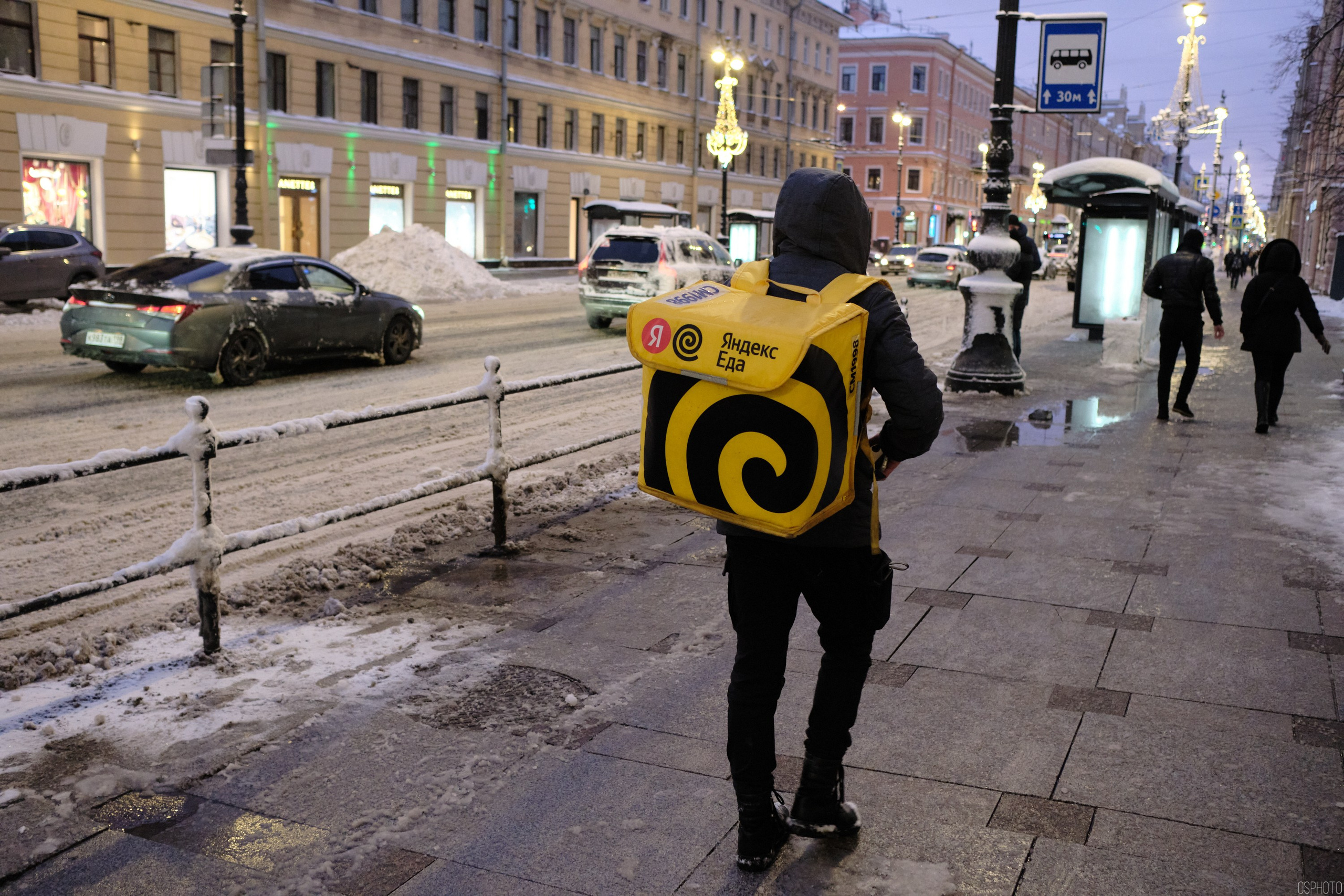 Снег и туман в Санкт-Петербурге. Фотографъ Сергѣевъ. Поймать мгновеніе