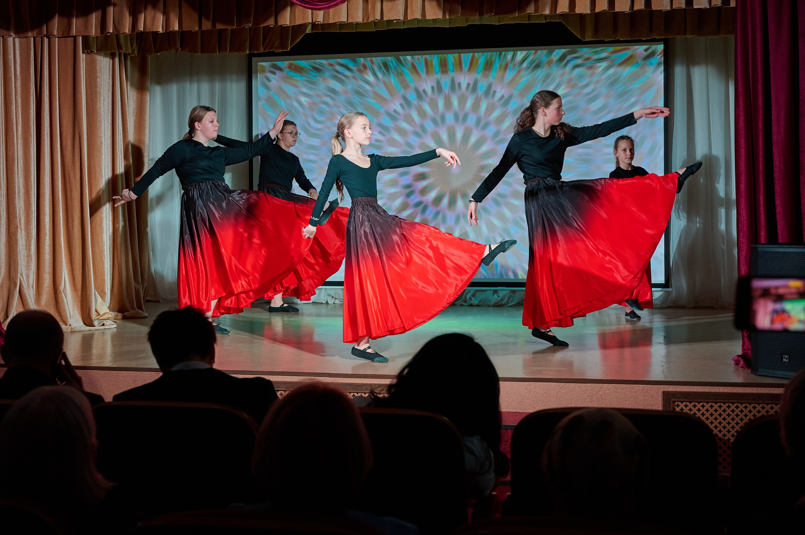 День матери ДК Виноградный. Жизнь курорта Кабардинка в фотографиях