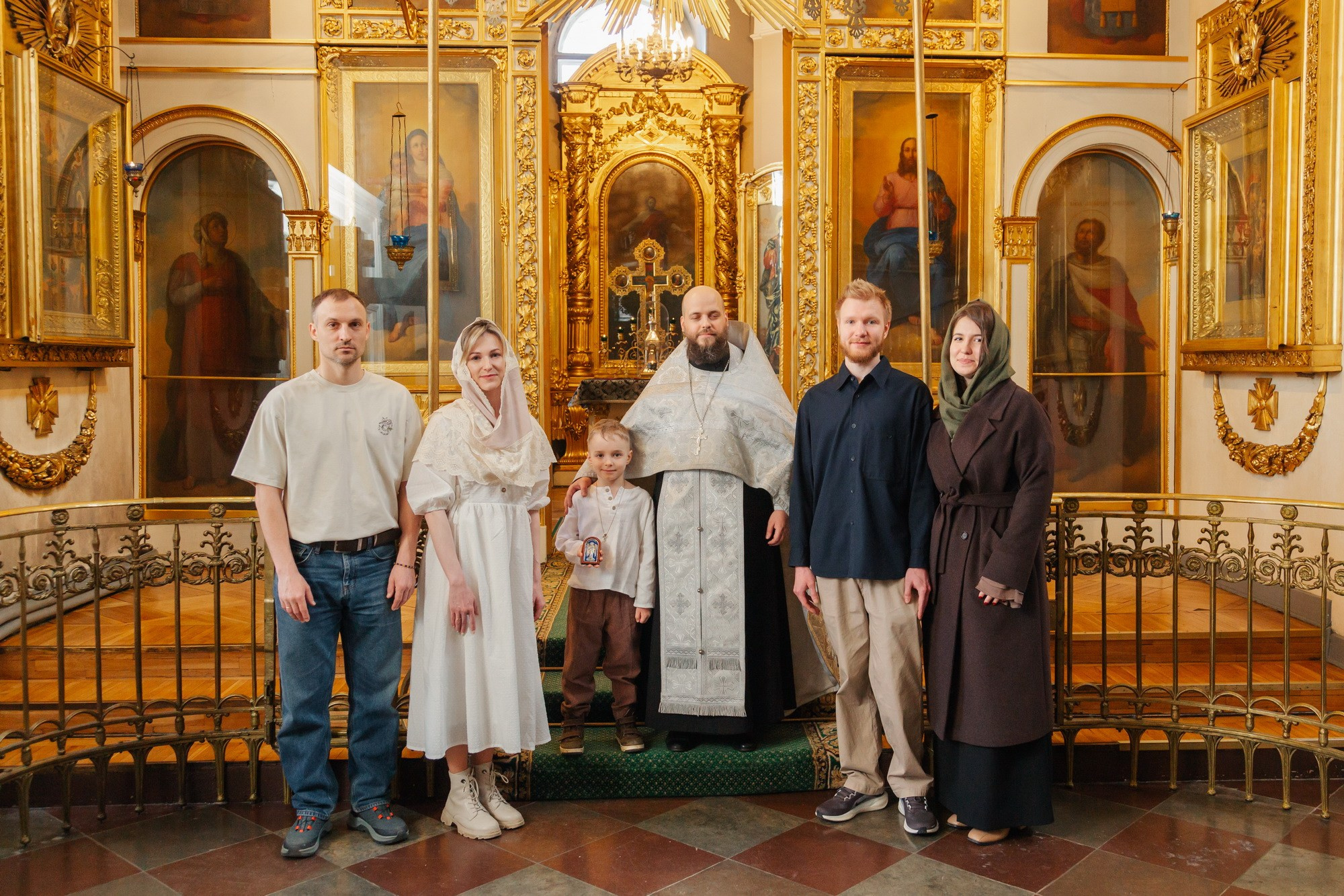 Фотограф на Крещение — Спасо Преображенский собор. Фотограф крещение венчание в Петербурге! Помогает подобрать храм и посоветовал душевного батюшку в СПб