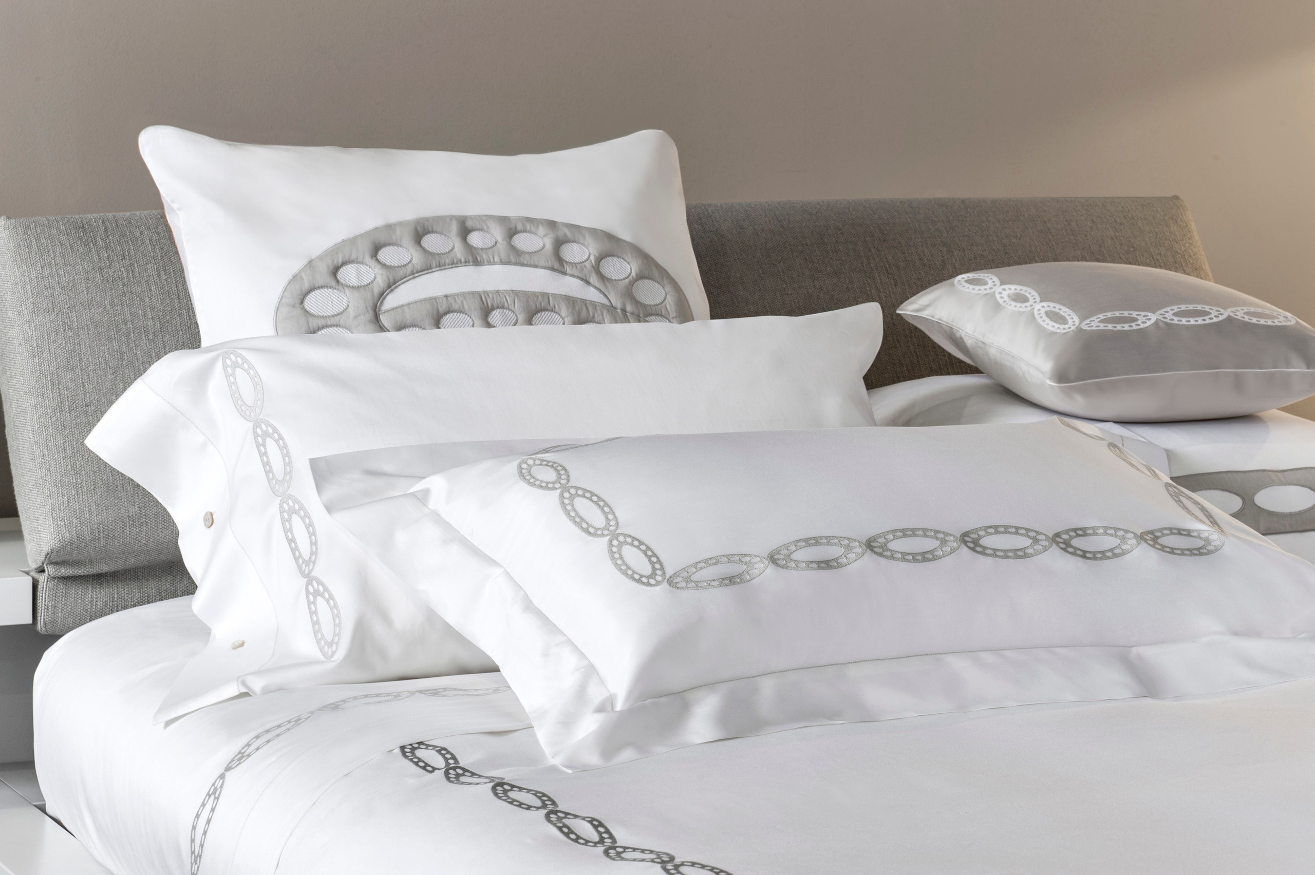 Worldmarine Collection — Luxury Textiles, Cashmere and Accessories for Yachts, Villas and Jets