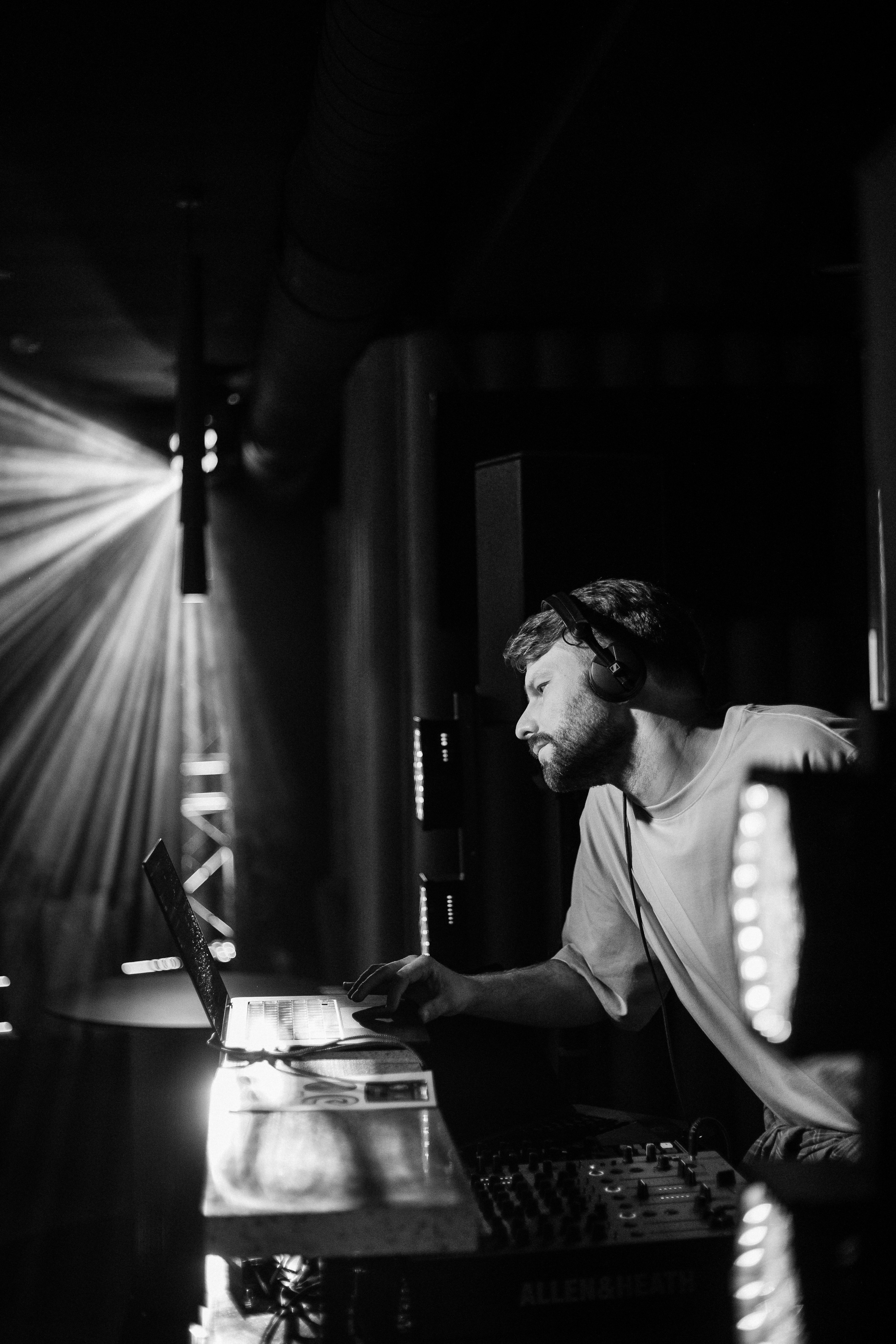 ERROR. СВОИ. ФОТООТЧЕТЫ-СОБЫТИЯ-МЕСТА