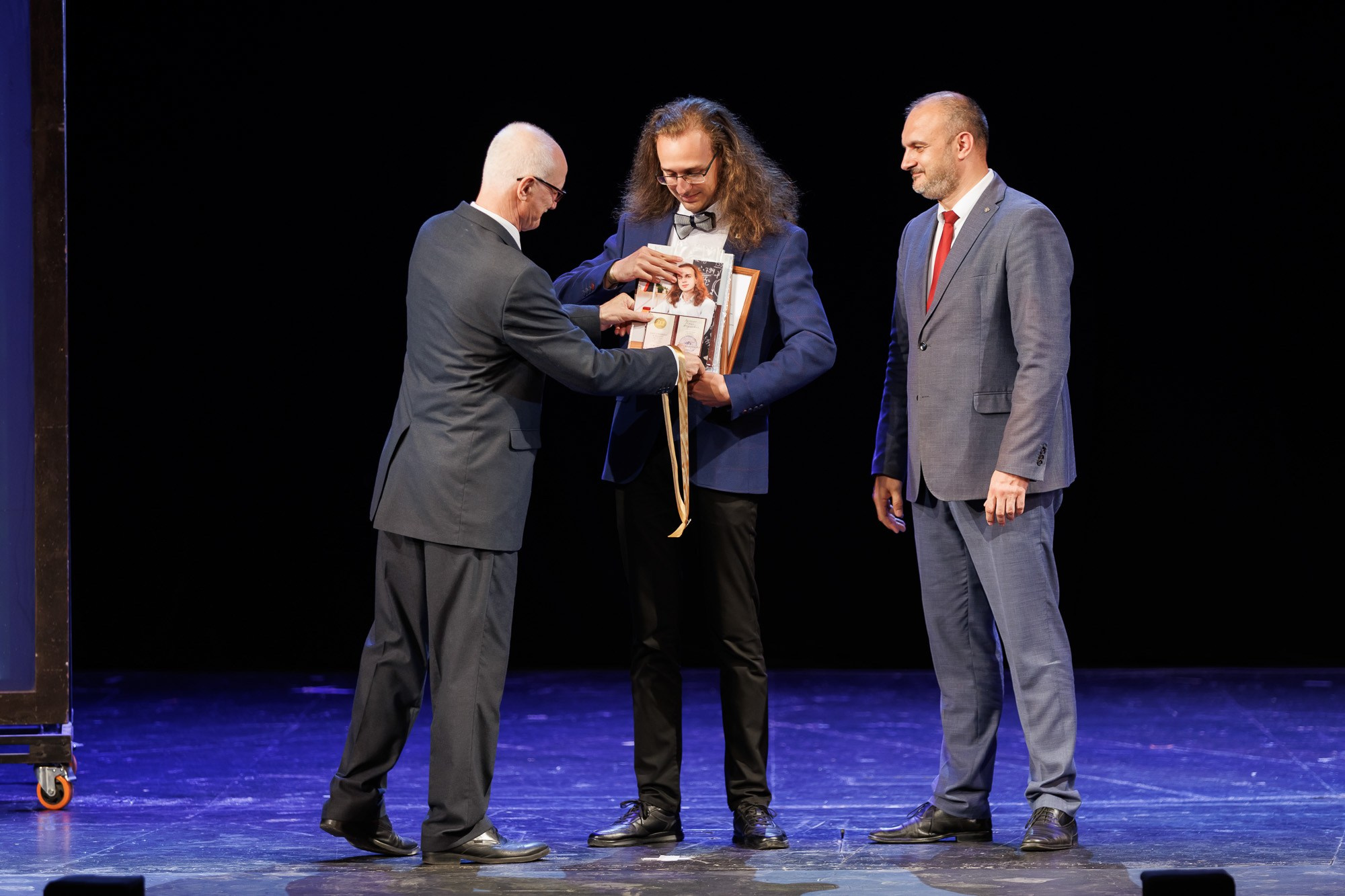 Выпускной вечер в Севастопольской гимназии № 1 имени А. С. Пушкина. Свадебный фотограф, фотосъемка в Крыму, Севастополе, Симферополе, Ялте