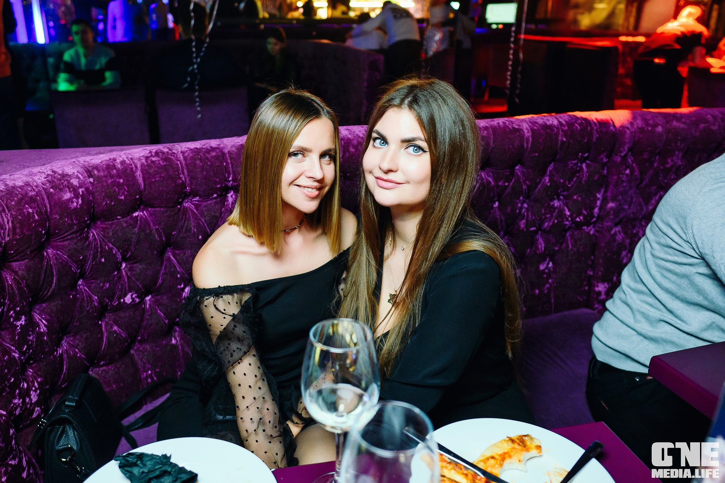 Фоторепортаж из караоке-клуба Эйфория. One Media Life: фоторепортажи, фотоотчеты с мероприятий и заведений