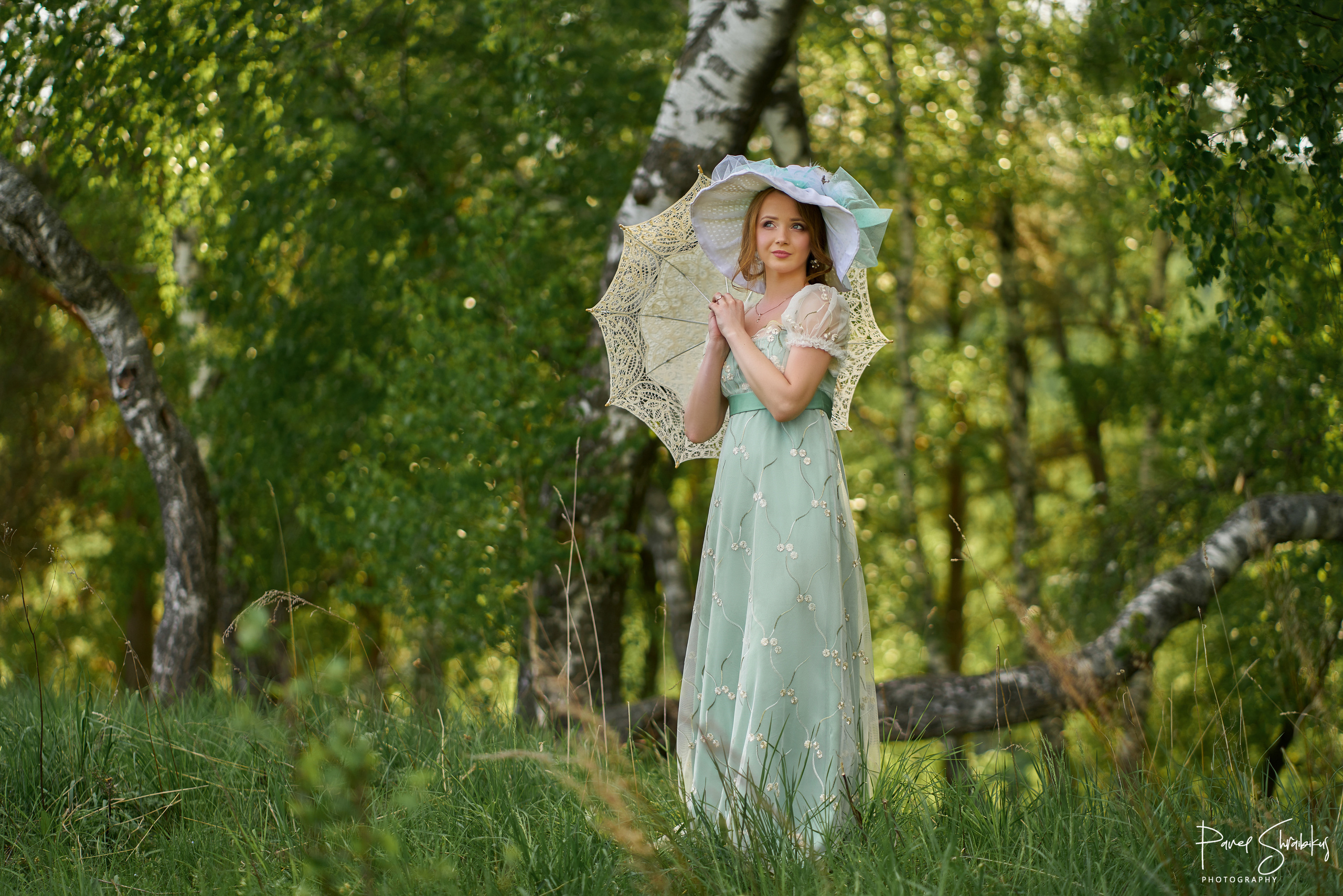 Юля в образе тургеневской девушки. Фотограф Павел Шрайбикус