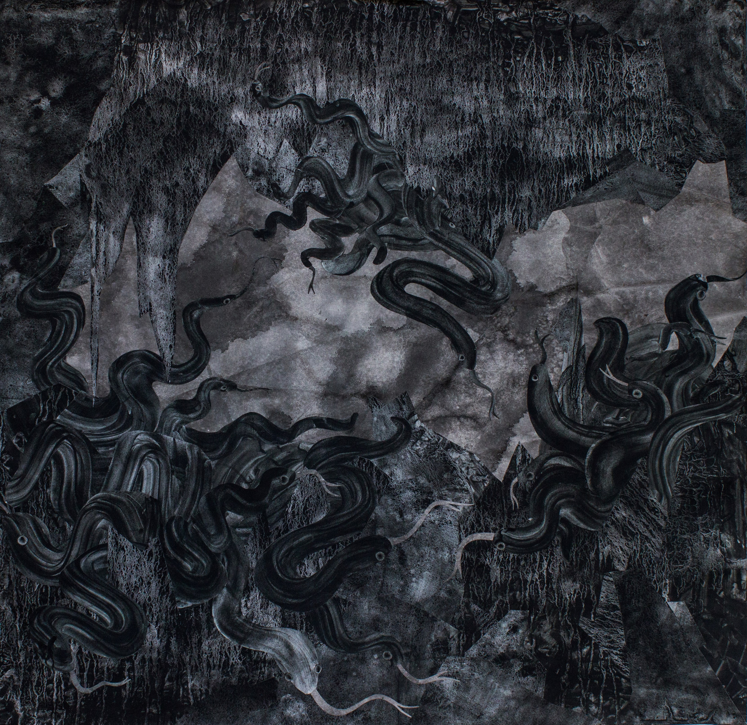 ТРИ СЕСТРЫ МЕДУЗА, СТЕЙНО ИЭВРИАЛА коллажРазмер: 85х85 см 2021 год