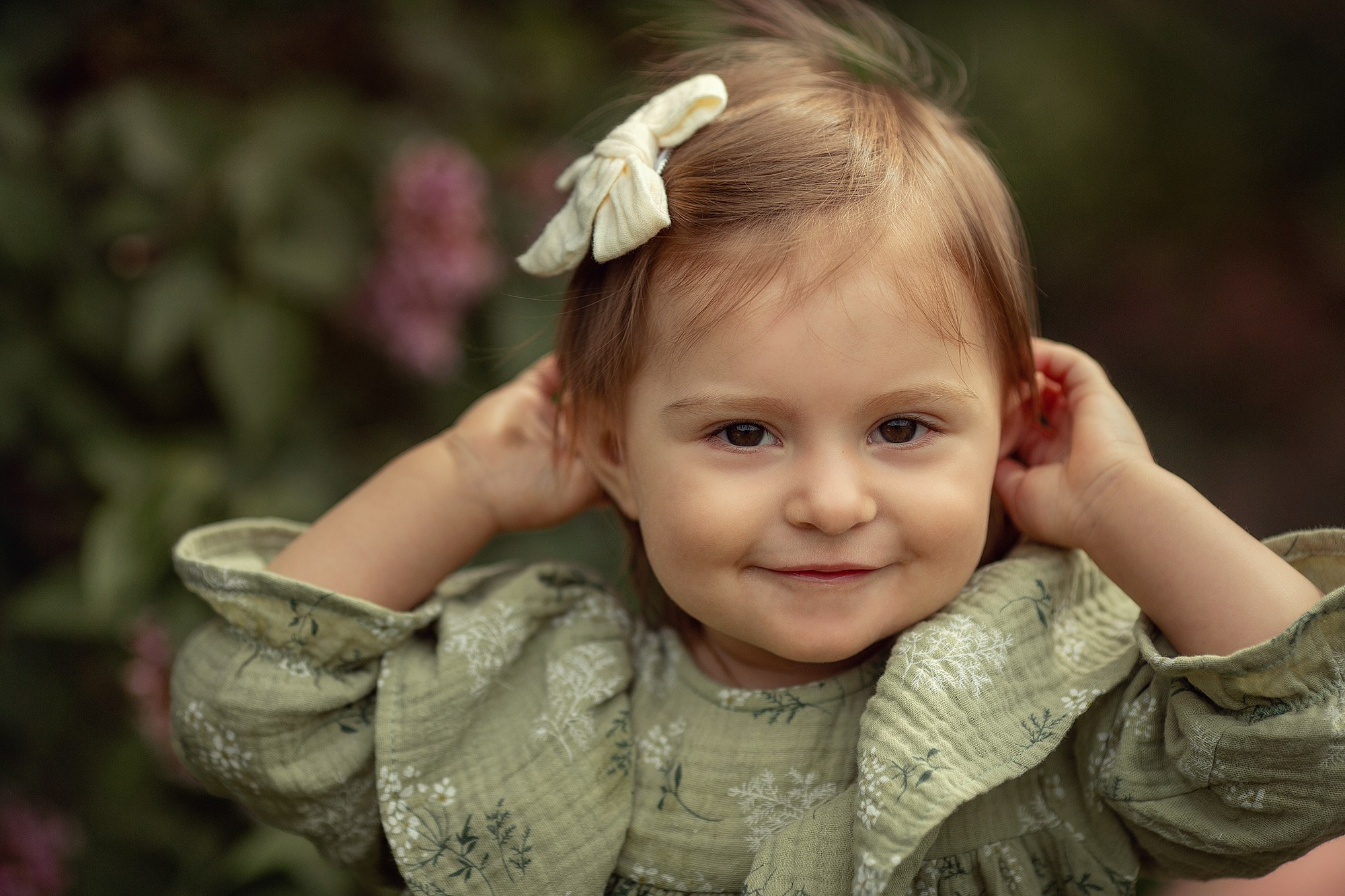 Красивейшая семейная история в цветущей сирени. Tatyana Nadezhdina Family photographer