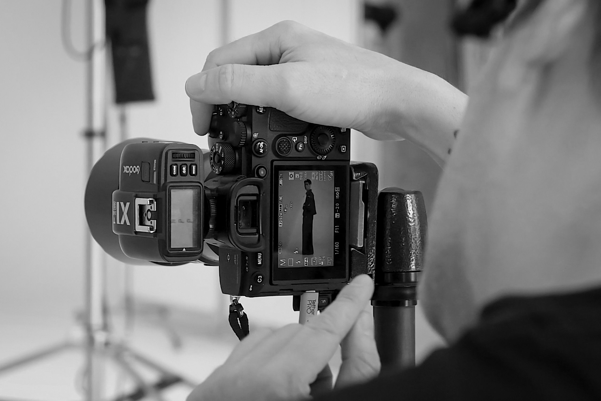 Экспертная поддержка съёмочных проектов. Фотограф в Алматы Дмитрий Лукьянов. Предметная и рекламная фотосъёмка товаров