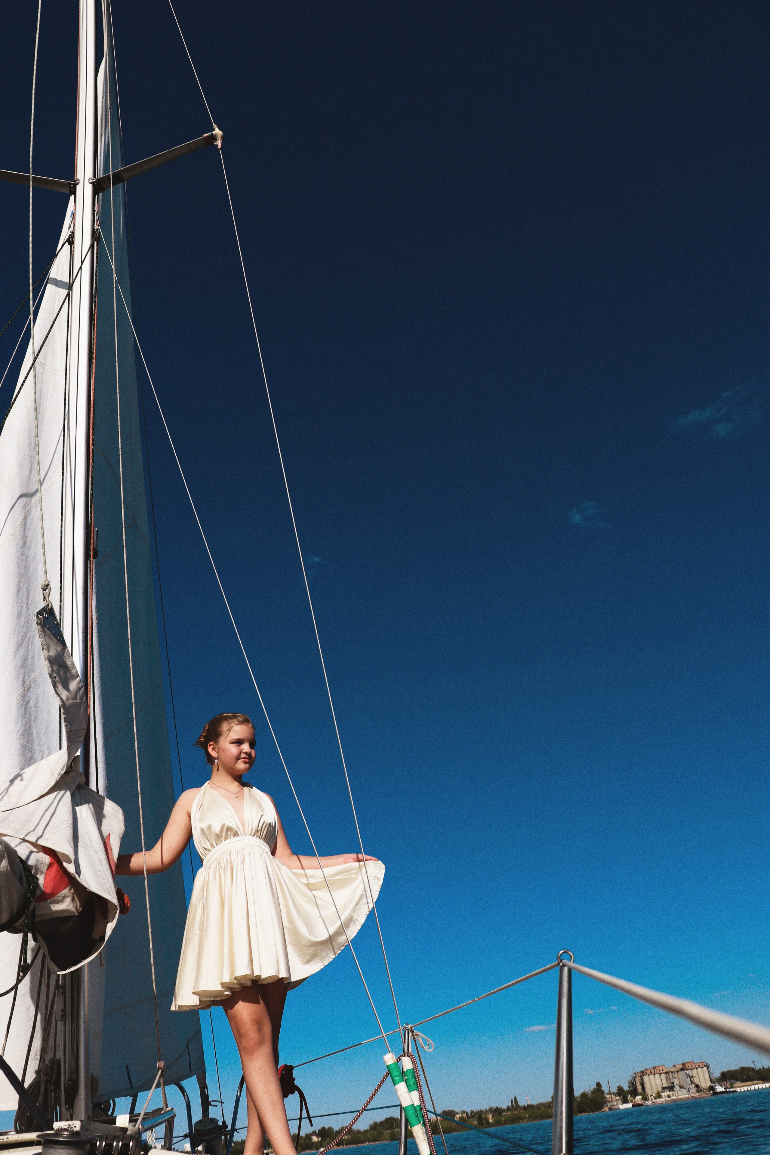 фото девушек на яхтефото на яхте фотосессия на яхте пляжная фотосессия