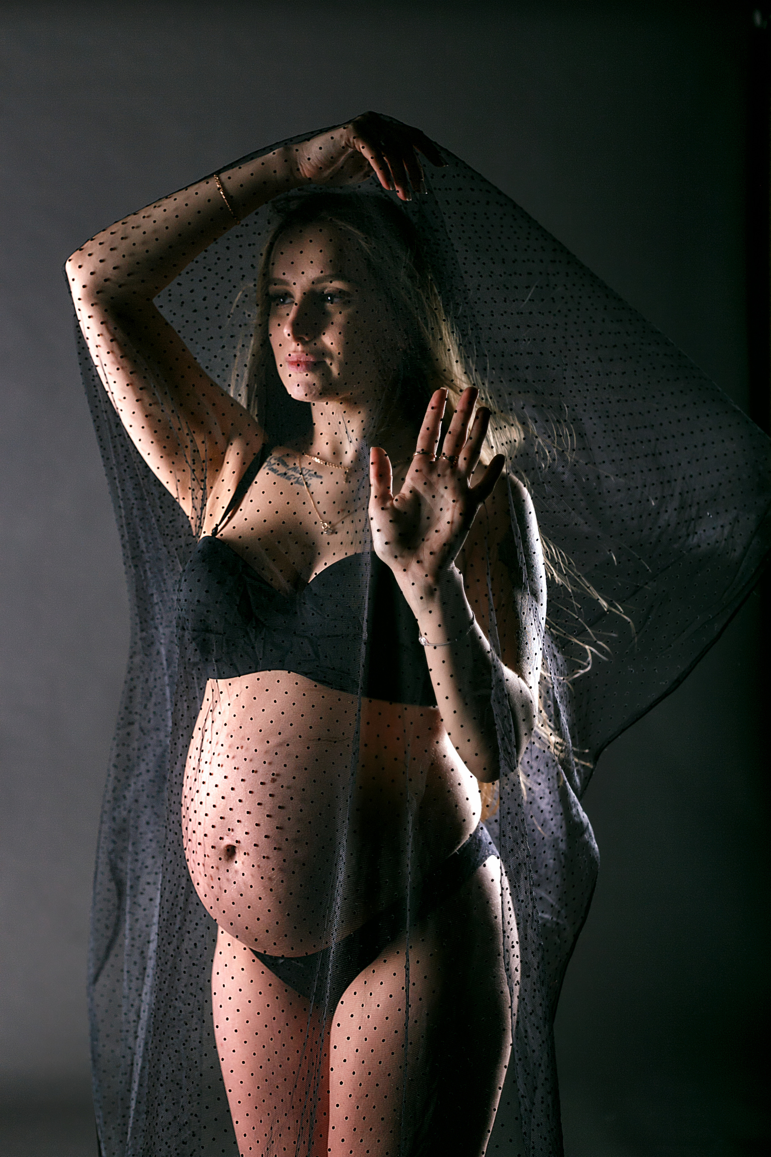 Фотограф беременных в Омске. В ожидании чуда. Фотограф Наталья Стаг в Омске. Фотографирую в разных стилях в разных студиях, а так же в школах и садах. Печатаю выпускные фотоальбомы