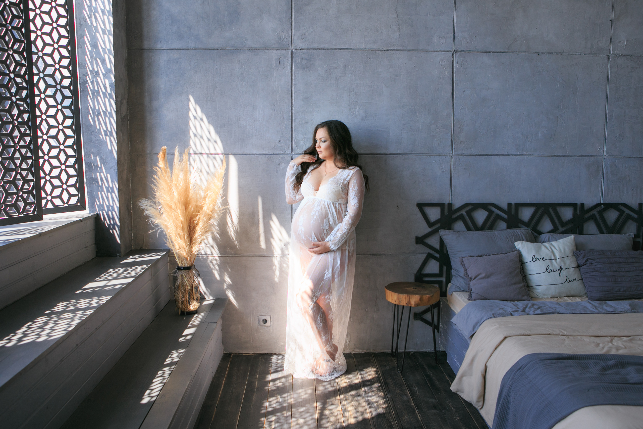 Фотограф беременных в Омске. В ожидании чуда. Фотограф Наталья Стаг в Омске. Фотографирую в разных стилях в разных студиях, а так же в школах и садах. Печатаю выпускные фотоальбомы