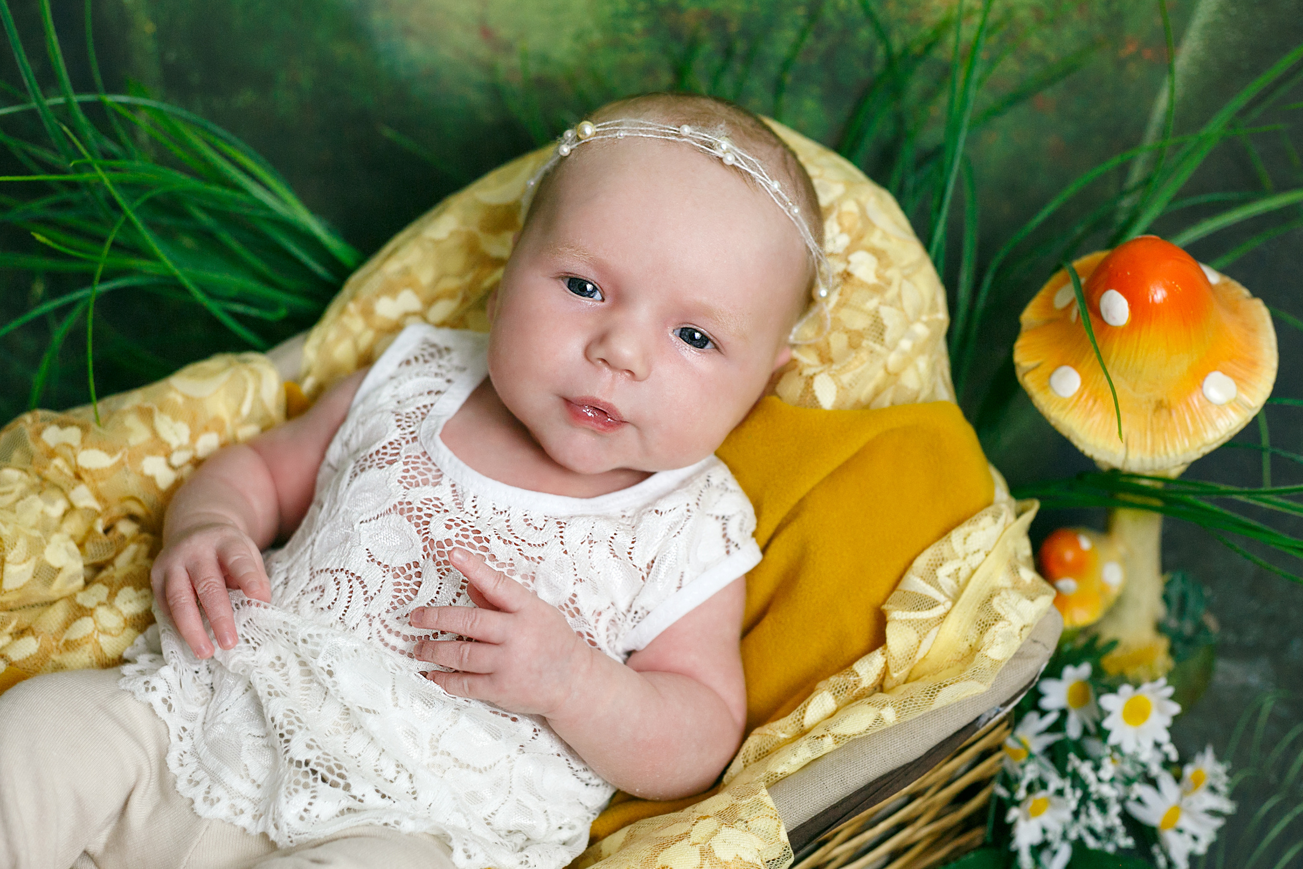 Фотограф новорожденных в Омске. Фотосессия новорожденных. Выезд. Фотограф Наталья Стаг в Омске. Фотографирую в разных стилях в разных студиях, а так же в школах и садах. Печатаю выпускные фотоальбомы