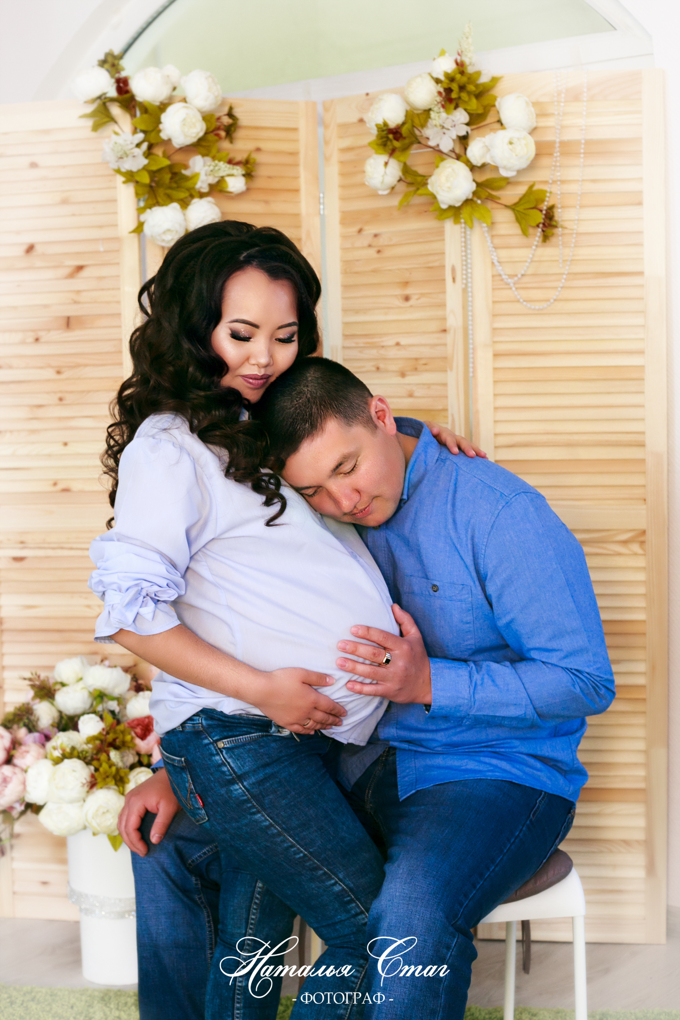 Фотограф беременных в Омске. В ожидании чуда. Фотограф Наталья Стаг в Омске. Фотографирую в разных стилях в разных студиях, а так же в школах и садах. Печатаю выпускные фотоальбомы