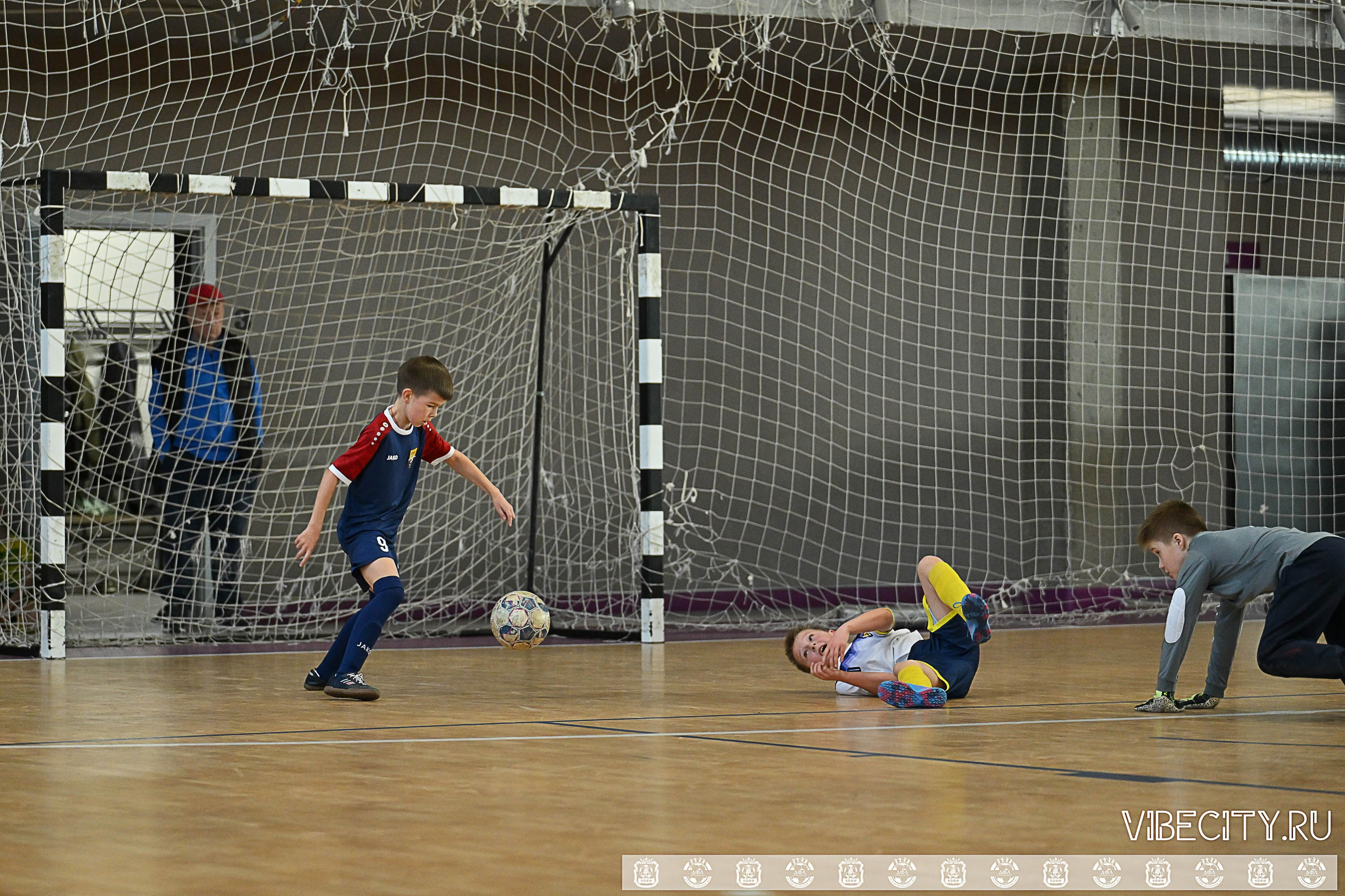 БАЛТИЙСКАЯ ЛИГА ПО ФУТЗАЛУ U10. VIBECITY.RU Вайб Сити Ру Фоторепортажи Фотоотчеты Калининград
