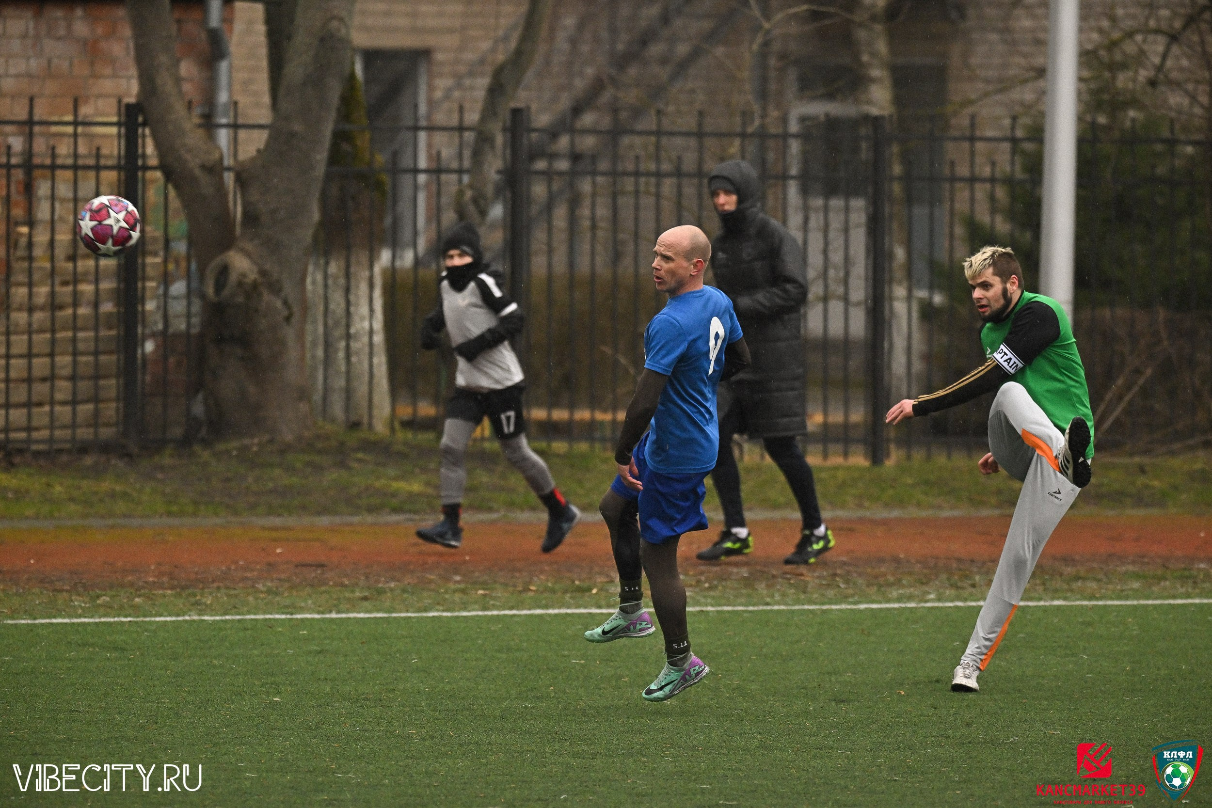 XX ЧЕМПИОНАТ КАЛИНИНГРАДСКОЙ ЛФЛ КАНЦМАРКЕТ39 сезона 2024–2025 гг. VIBECITY.RU Вайб Сити Ру Фоторепортажи Фотоотчеты Калининград