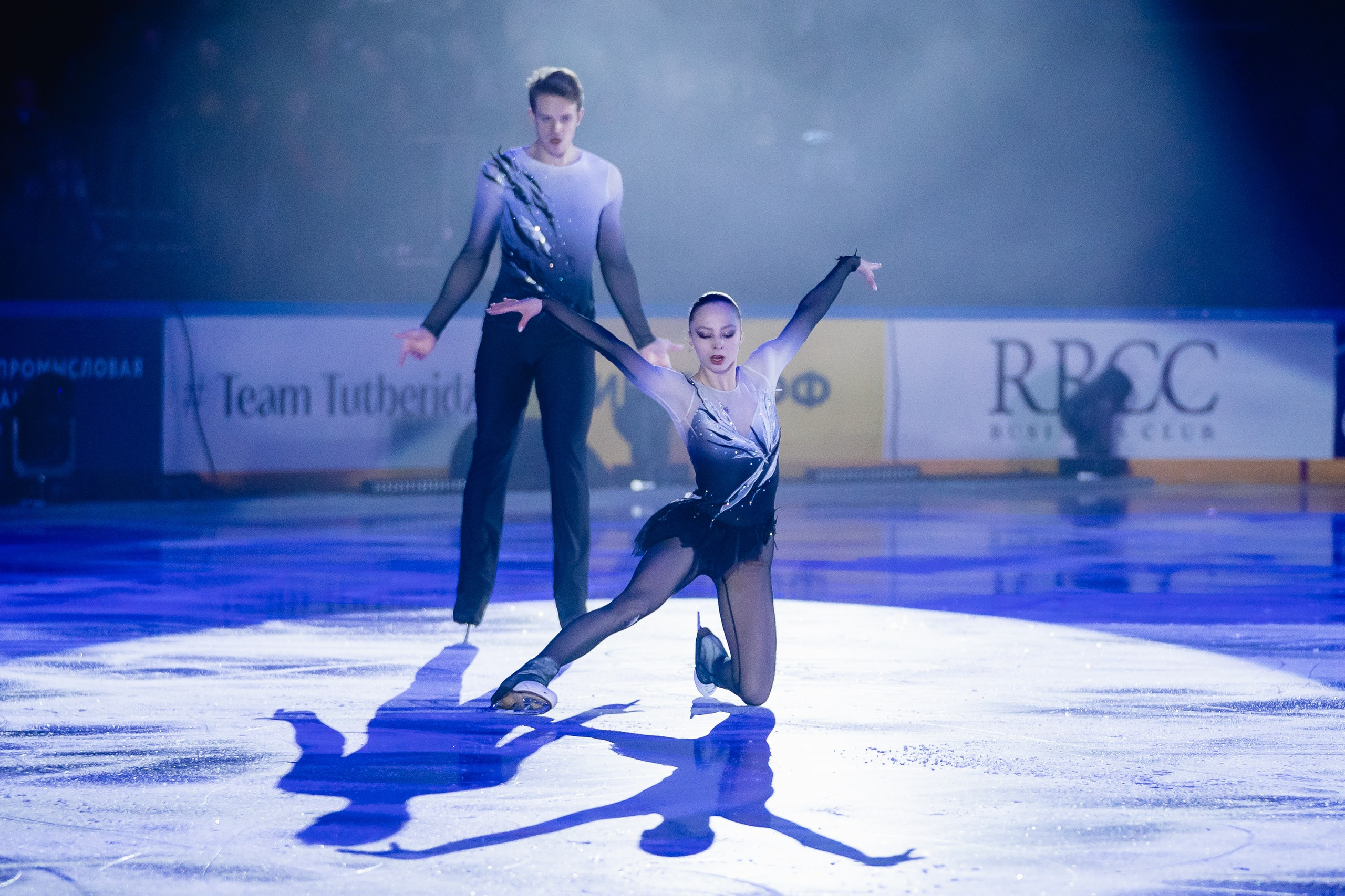 Шоу «Чемпионы на льду» в Новосибирске. Воробьева Ксения — Спортивный и танцевальный фотограф Новосибирск