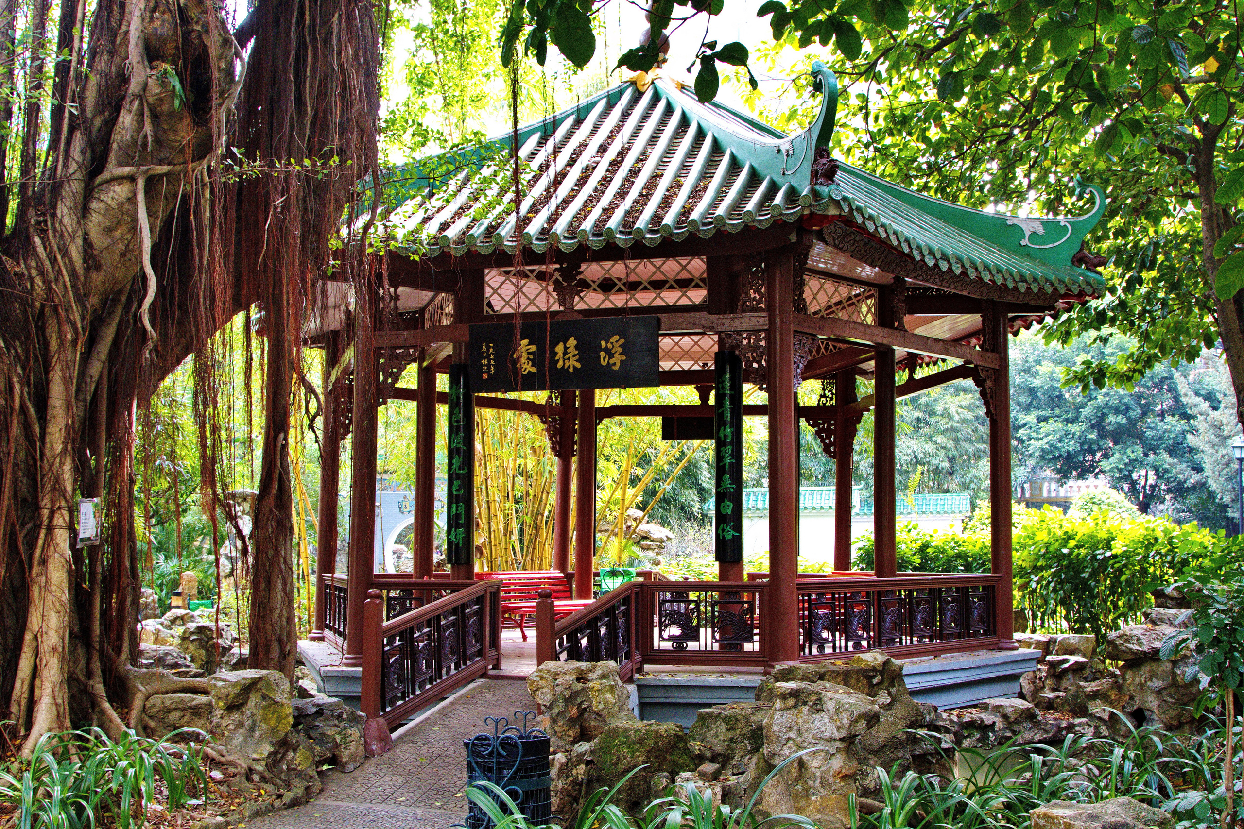 Макао. Островок Португалии на побережье Китая