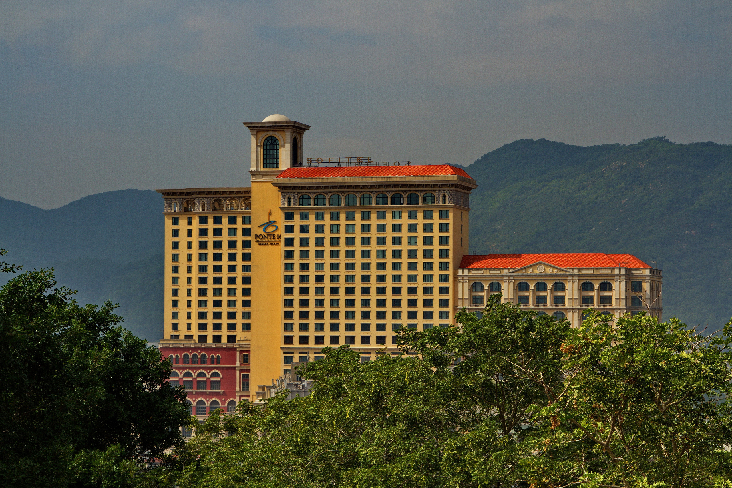 Макао. Островок Португалии на побережье Китая