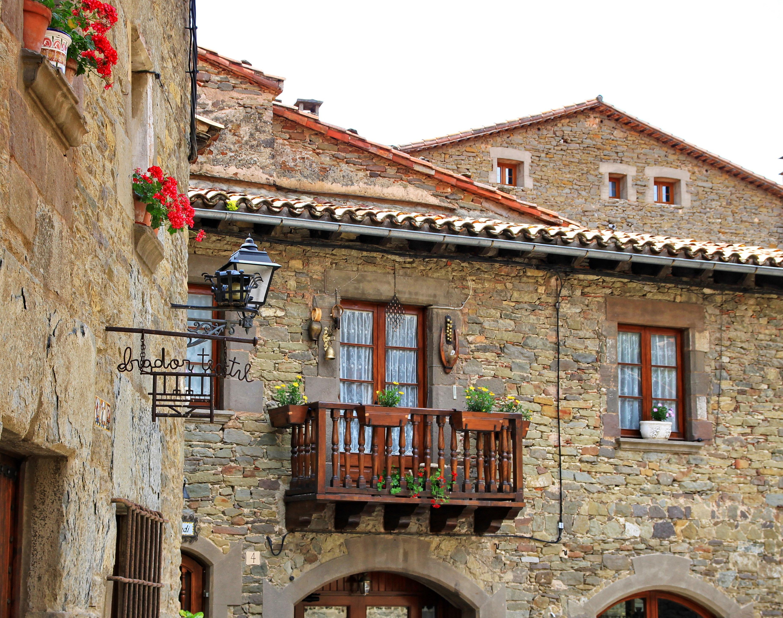 Старинные двери и окна