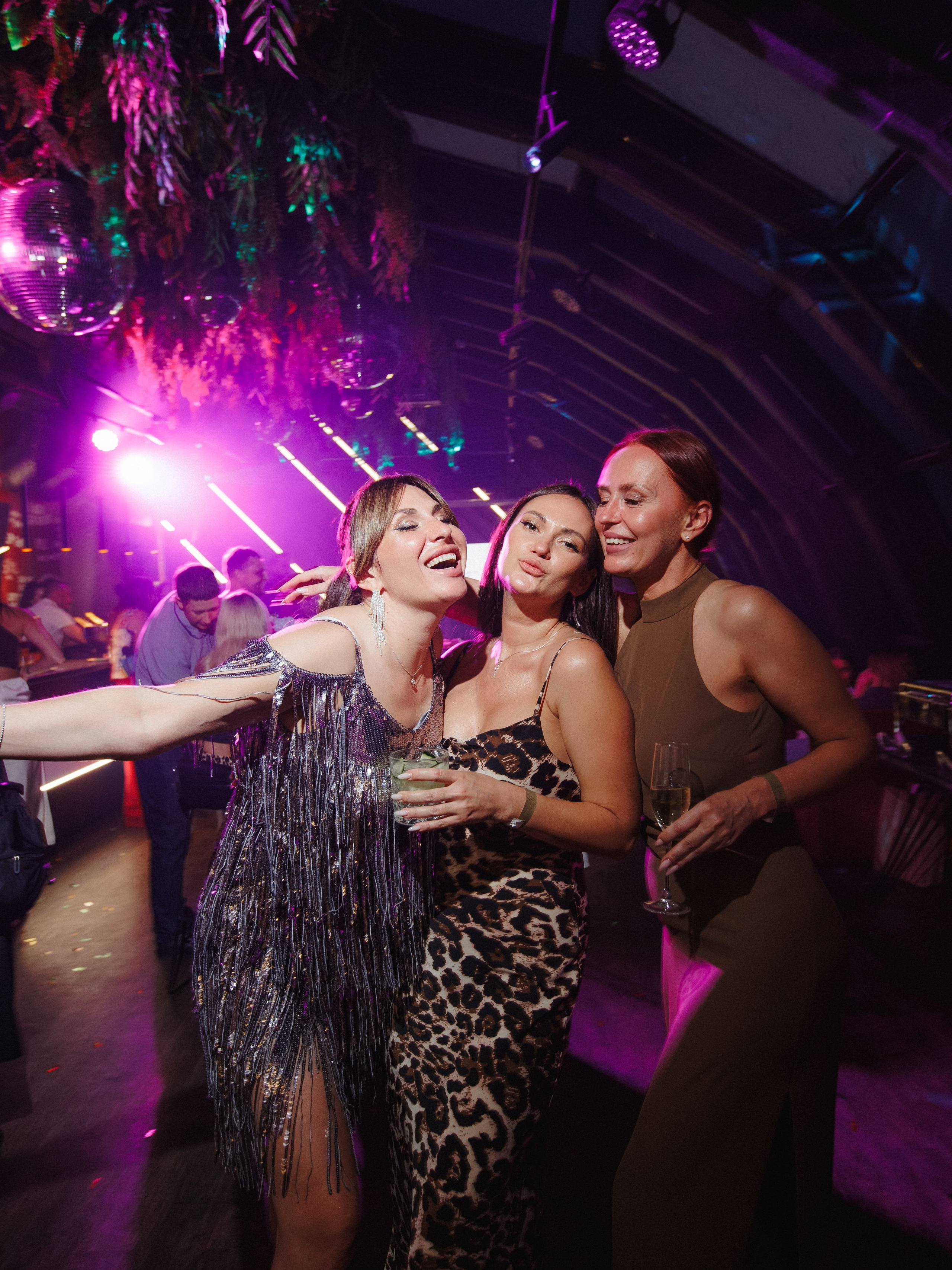 SHATER.VIP — 10 ЛЕТ. СВОИ. ФОТООТЧЕТЫ-СОБЫТИЯ-МЕСТА