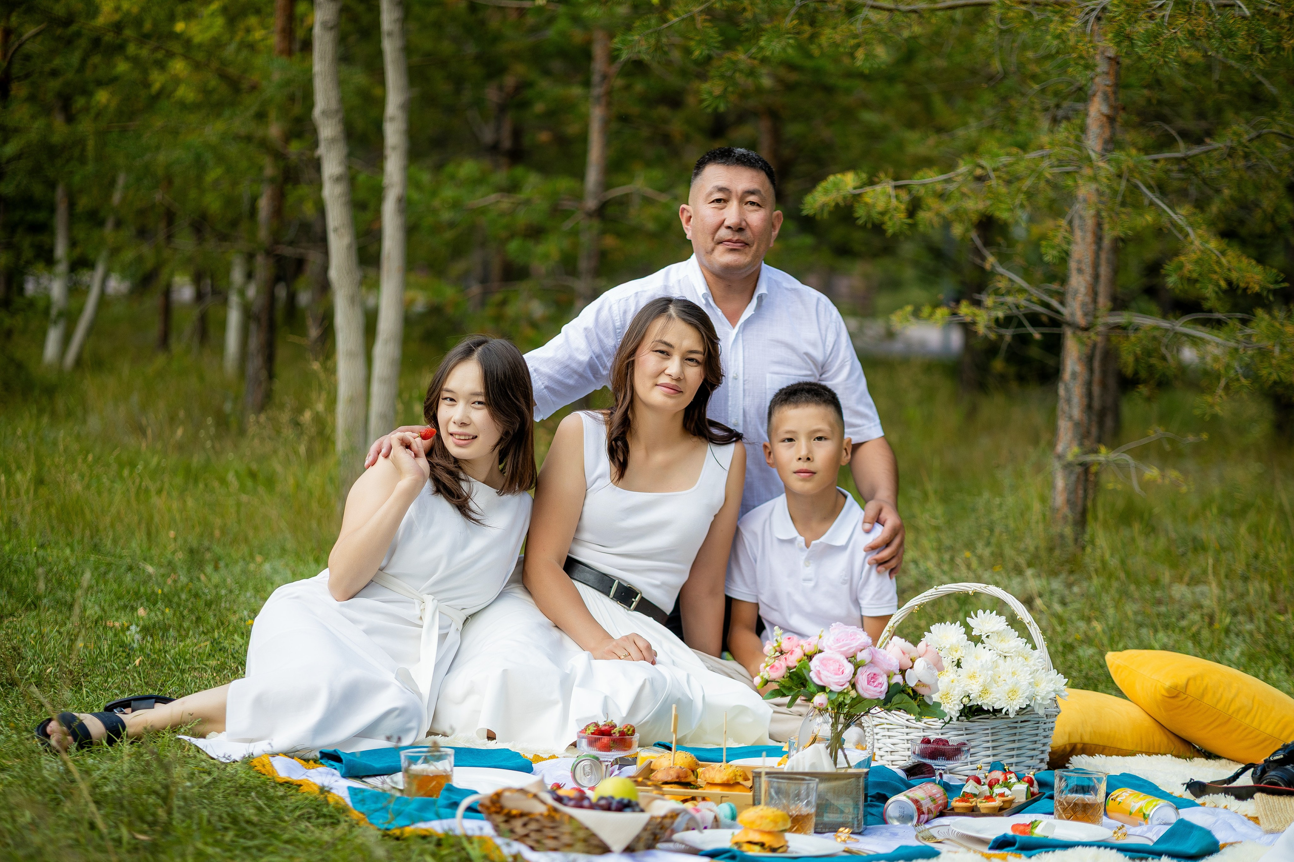 Студийный фотограф в Караганде Алексей Баранов. Фотограф Алексей Баранов. Фотостудия Flash. Семейные фотосессии в Караганде. Индивидуальные фотосессии, детские фотосессии, парные фотосессии в Караганде. Интерьерная фотосессия в Караганде. Семейный фотограф Алексей Баранов. Детский фотограф Алексей Баранов. Художественный фотограф Алексей Баранов. Свадебный фотограф Алексей Баранов. Черно-Белая съемка в Караганде. Самые лучшие семейный и детские фотосессии в Караганде. Прогулочные фотосессии. Street photo. уличная фотосессия в Караганде. Репортажная съемка в Караганде.
