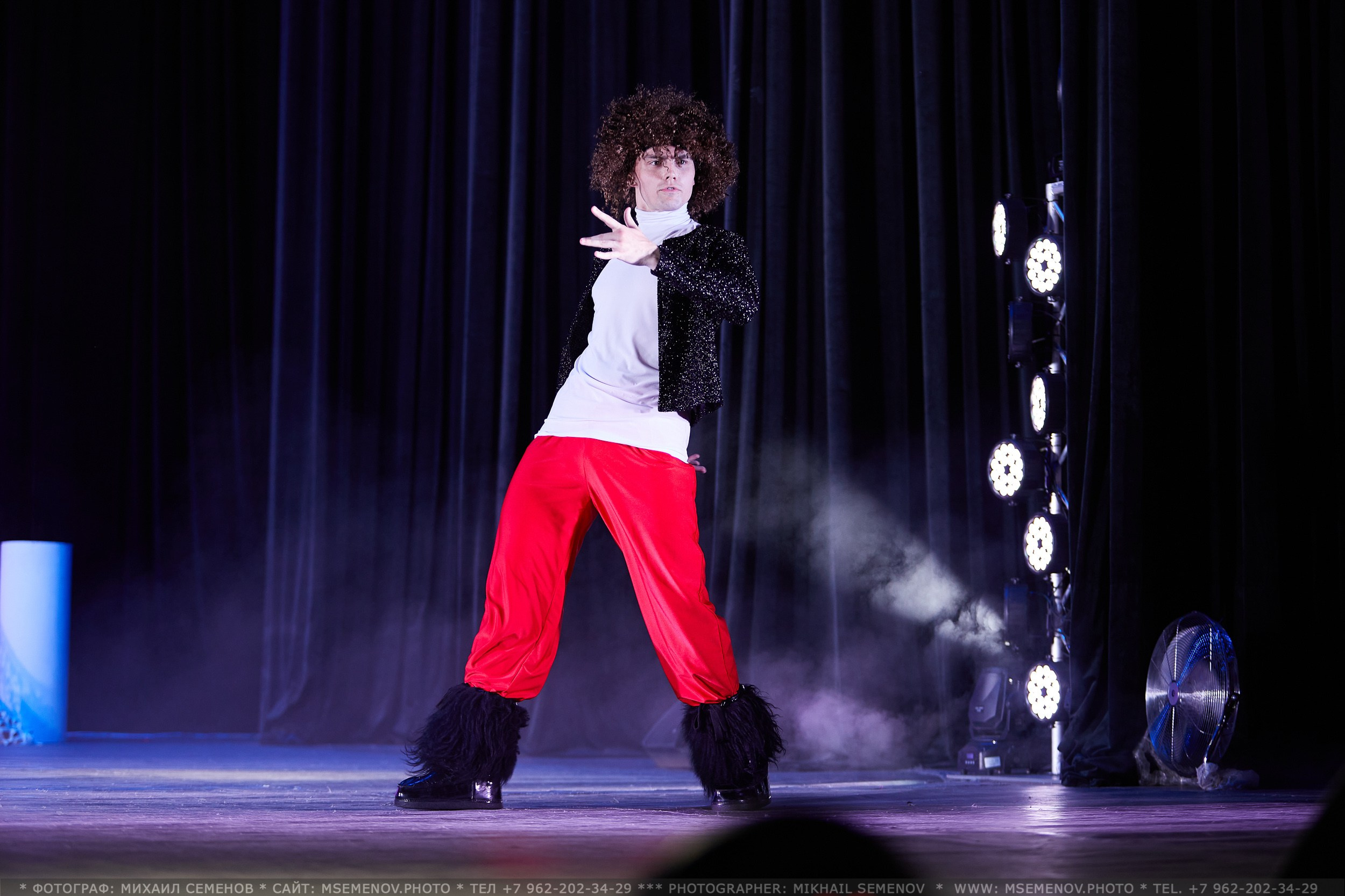 АНОНС фоторепортажа «Танцуй вопреки…» Танцевальный клуб «Априори». Фотограф, фотопроекты Михаила Семенова в Ярославле. Фотошкола