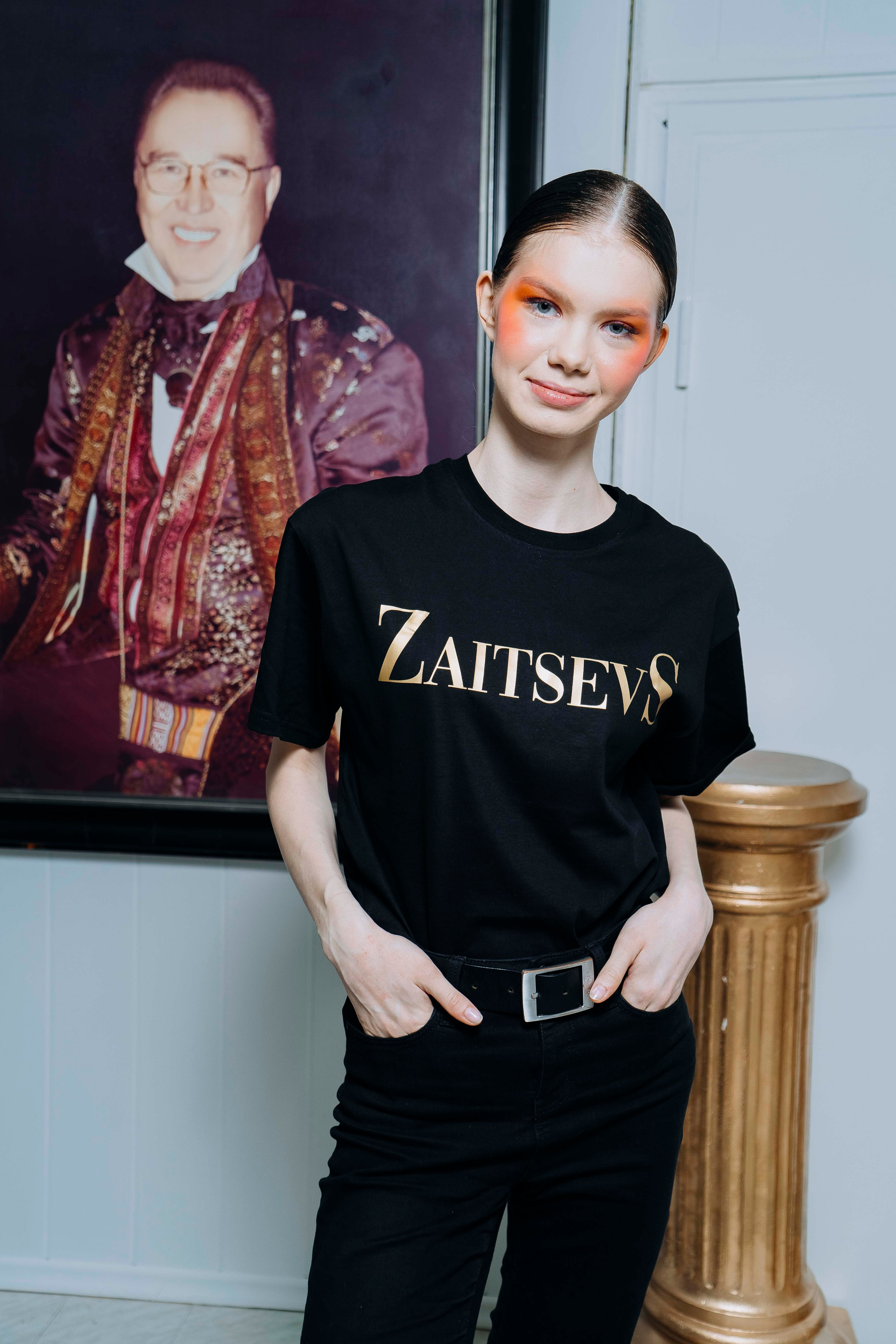 «Краски жизни» Московский Дом Моды Вячеслава Зайцева. Профессиональный портретный фотограф в Москве Владимир Глаголев