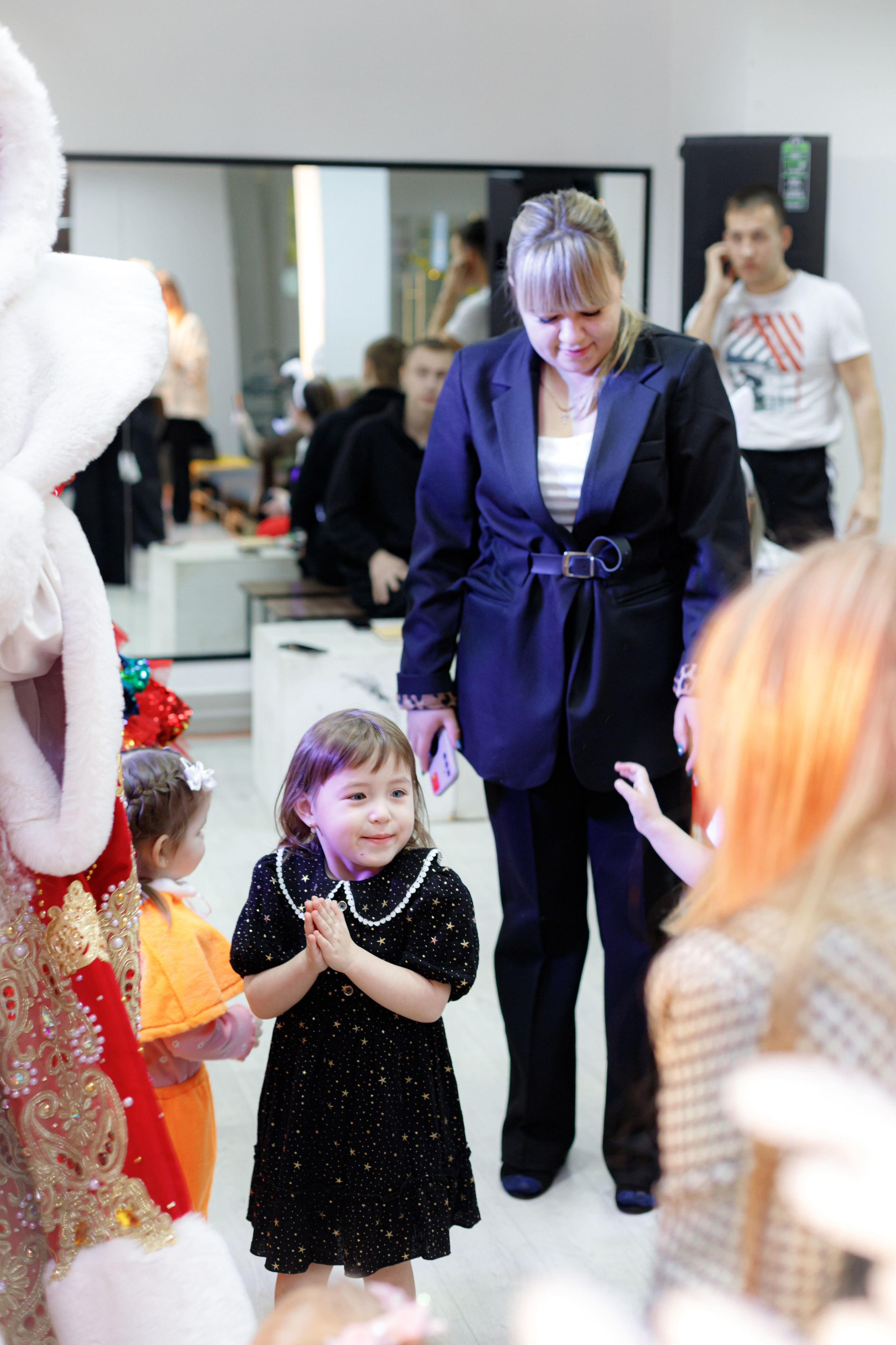 HAPPY NEW YEAR PART/3. Photokarish