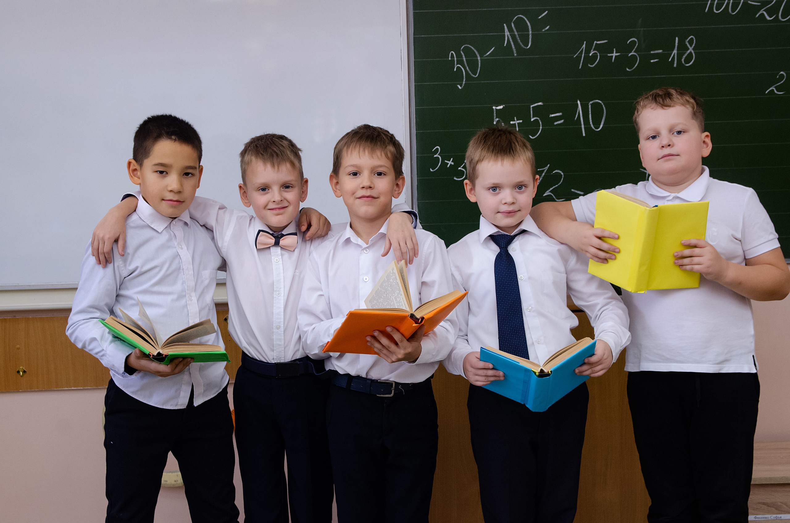 Фото школьников на виньетку. Фотограф в Хабаровске